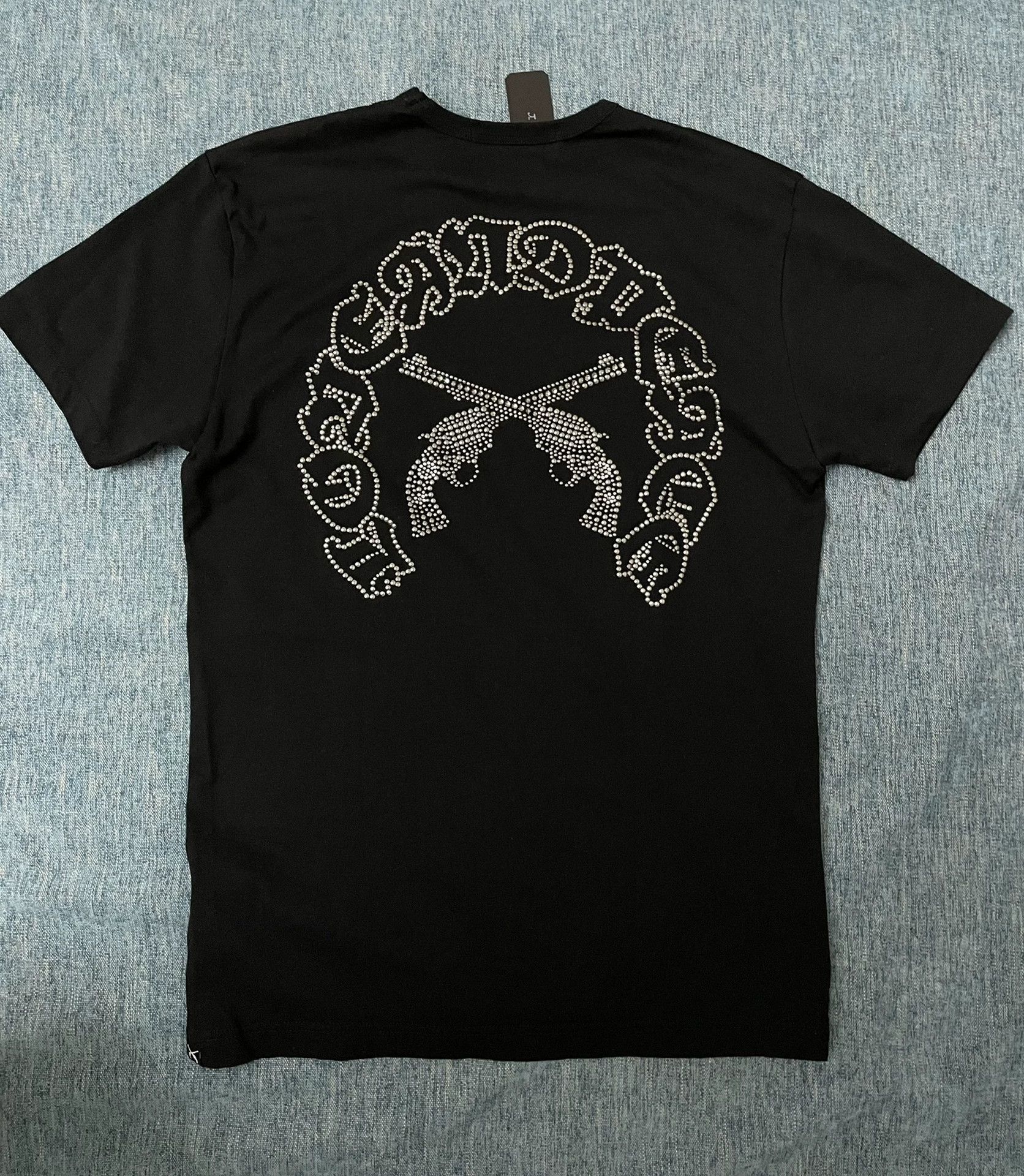 roarguns Roarguns Japan V-Neck Swarovski Rivet T-Shirt S Size US S / EU 44-46 / 1 - 1 Thumbnail