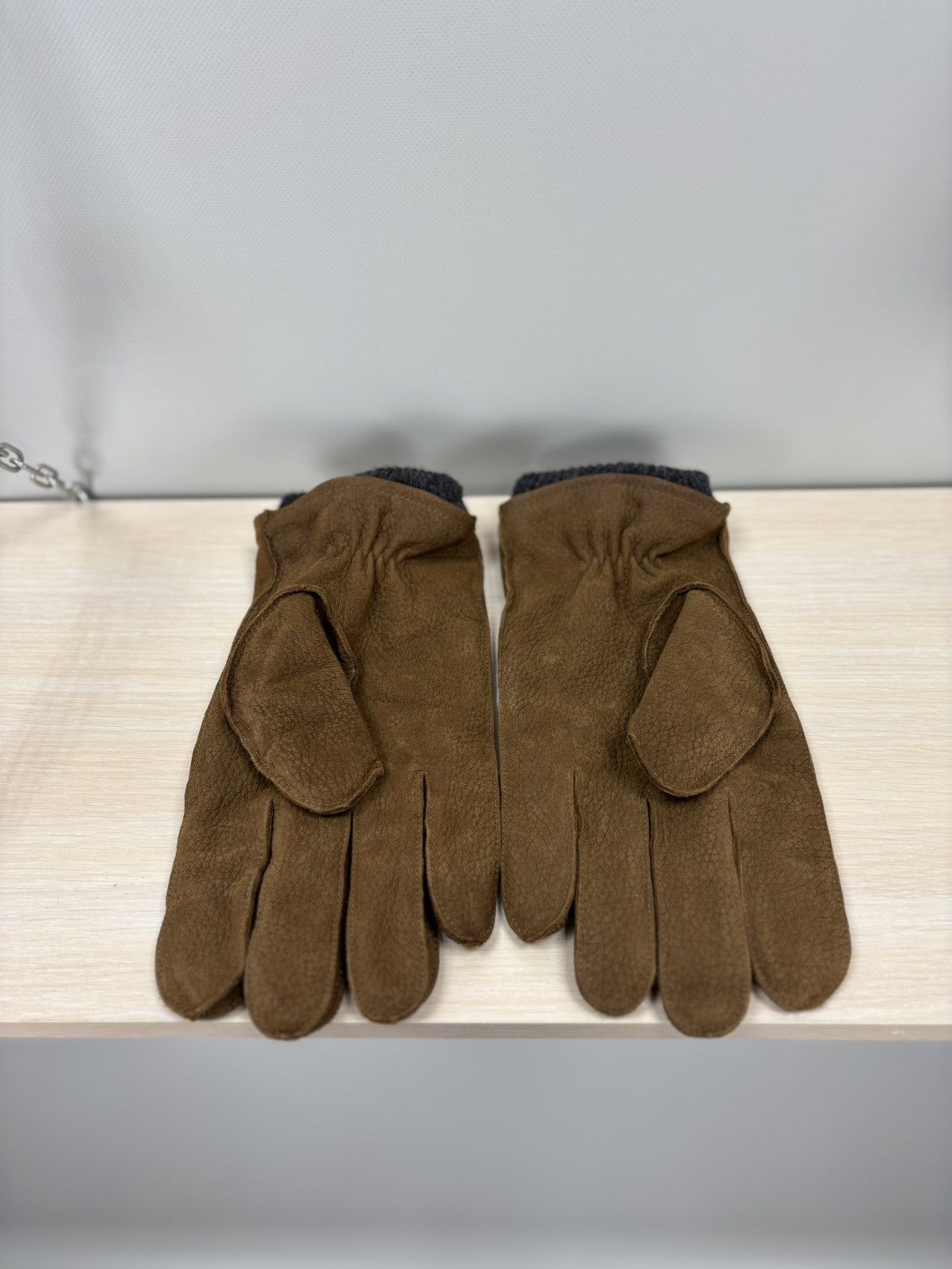 Polo Ralph Lauren × Ralph Lauren Gloves Polo Ralph Lauren Size XL Color Brown Size ONE SIZE - 6 Thumbnail