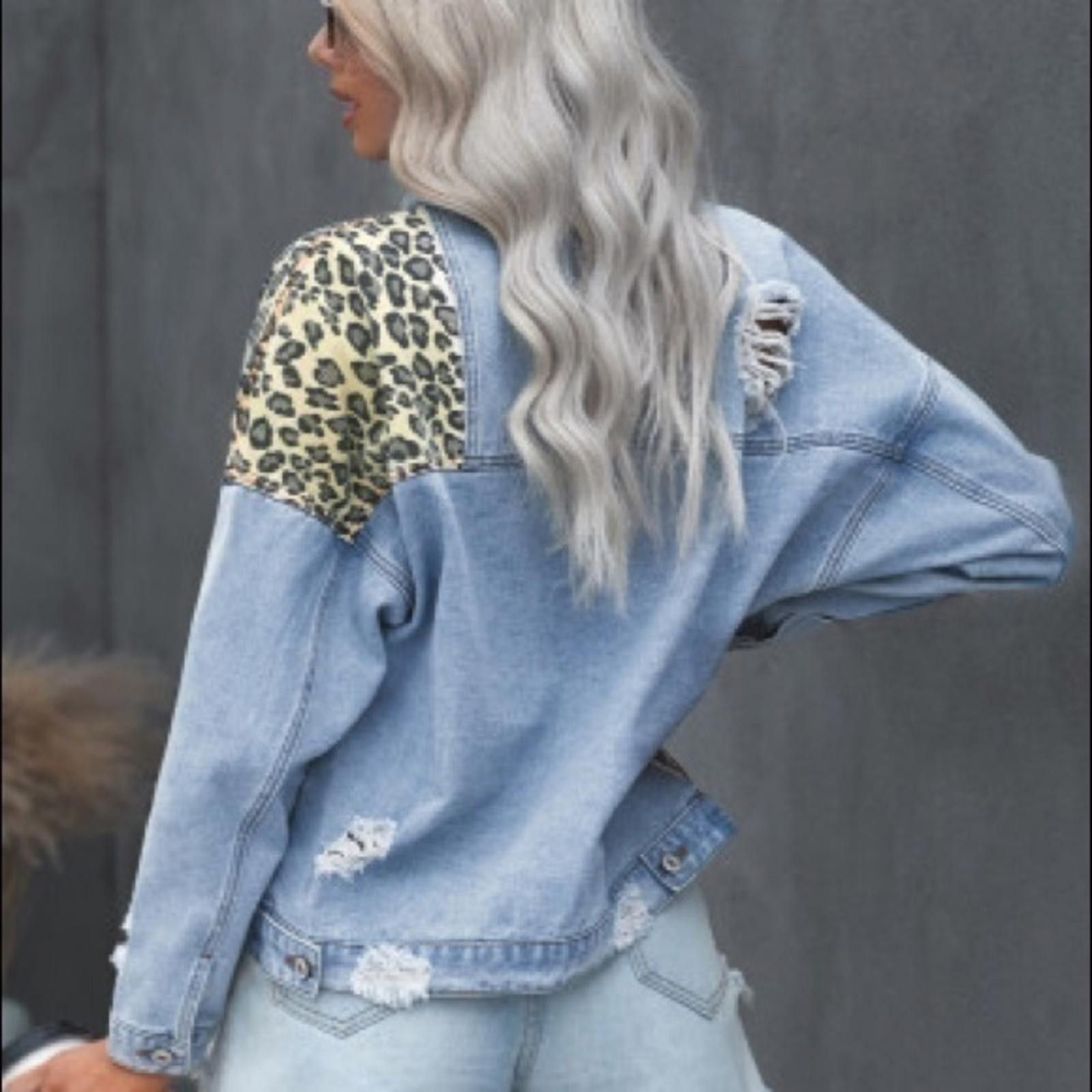 Designer Leopard Denim Jacket Distressed Jean And Cheetah Patch NWT Size S / US 4 / IT 40 - 3 Thumbnail