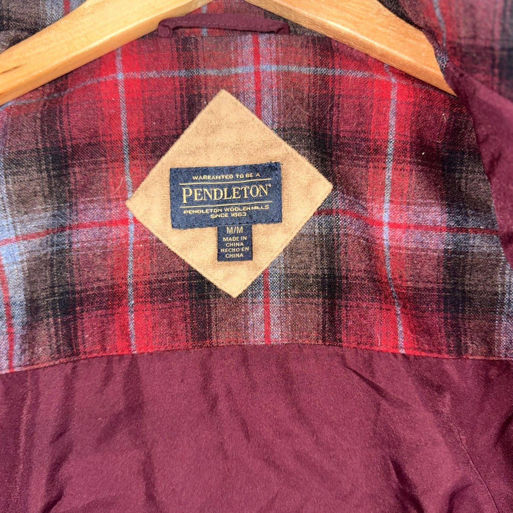 Pendleton VINTAGE Pendleton Jacket Mens M Full Zip Sherpa Fleece Burgundy Red Plaid Lined Warm Bomber Jacket Mens Burgundy Sherpa Fleece Jacket Size US M / EU 48-50 / 2 - 4 Thumbnail