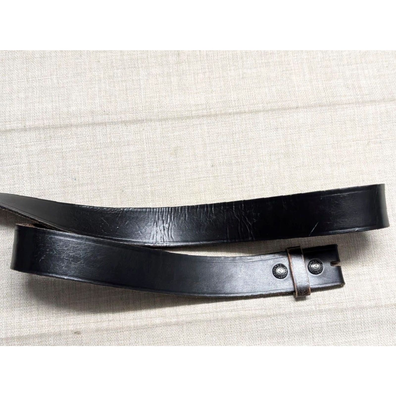 Vintage VINTAGE western belt GUN motorcycle belt buckle 50 black cowhide bridle leather western belt Mens Size ONE SIZE - 7 Thumbnail
