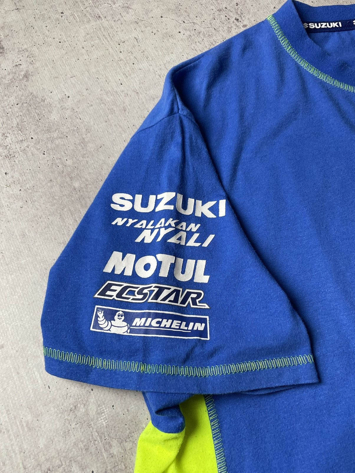 Other Vintage Suzuki Team Racing T-shirt Size US L / EU 52-54 / 3 - 6 Thumbnail