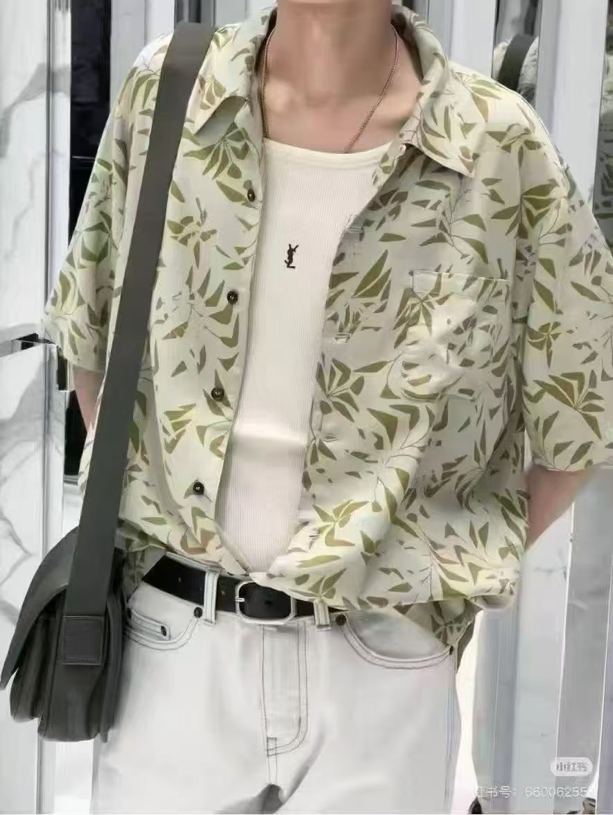 Saint Laurent Paris lyocell and cotton blend leaves print bowling shirt size L Size US L / EU 52-54 / 3 - 1 Thumbnail