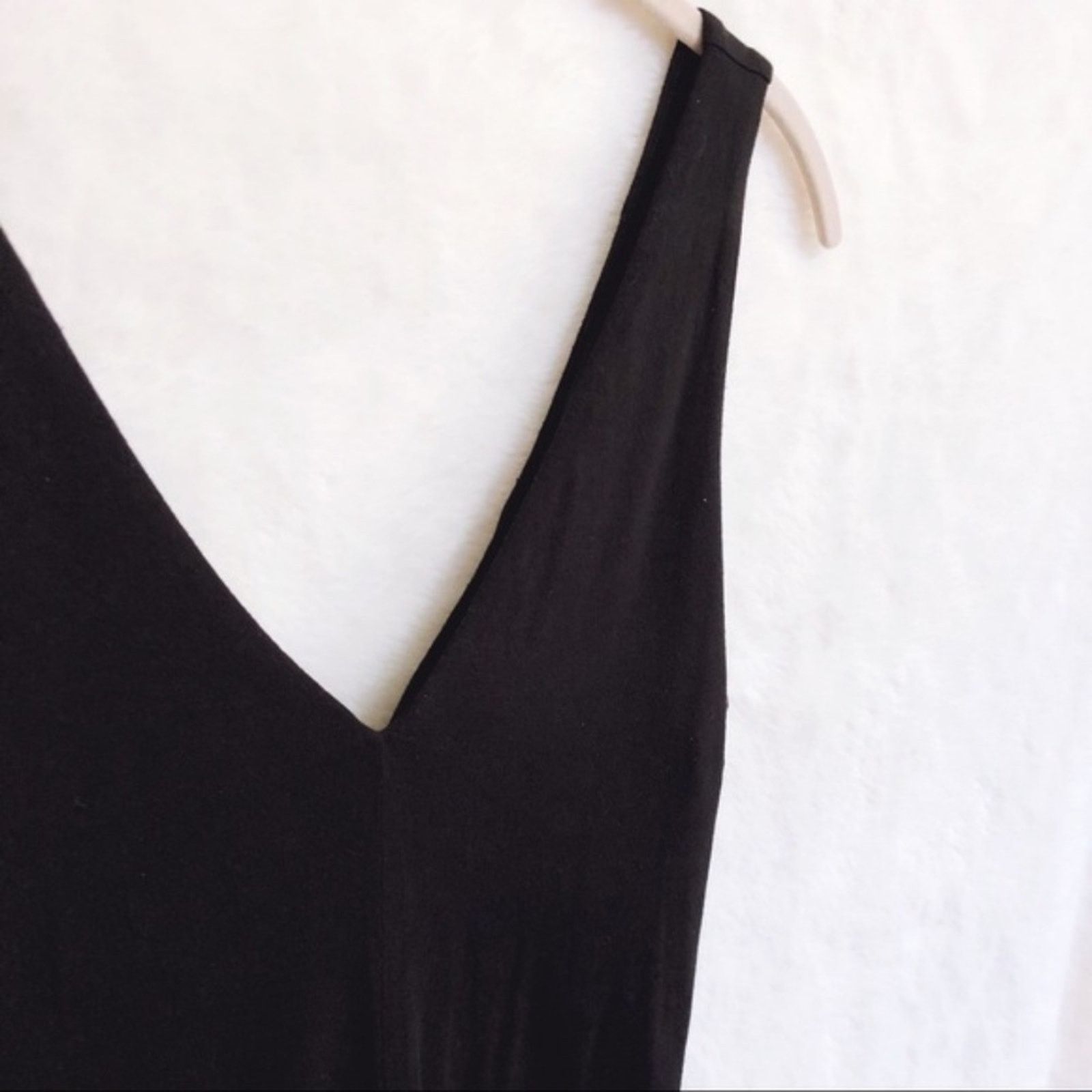 Loft LOFT Black Cross Back Sleeveless Dress Size S / US 4 / IT 40 - 3 Thumbnail