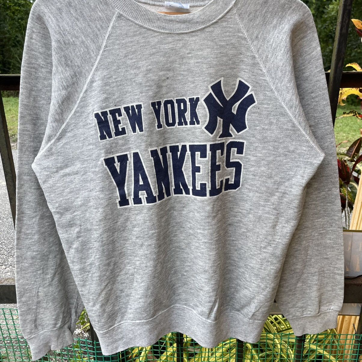 New York Yankees 🔥Vintage 80s New York Yankees Big Logo Spellout Sweatshirts Size US M / EU 48-50 / 2 - 5 Thumbnail