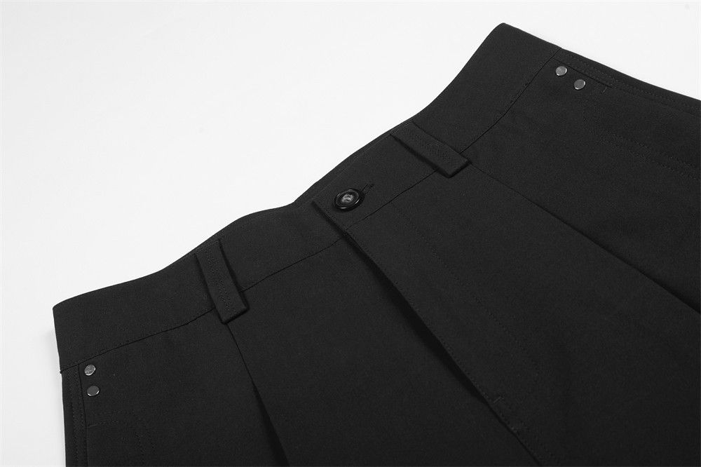 Japanese Brand Men's Black Clean-Fit Loose Casual Suit Shorts Size US 32 / EU 48 - 3 Thumbnail