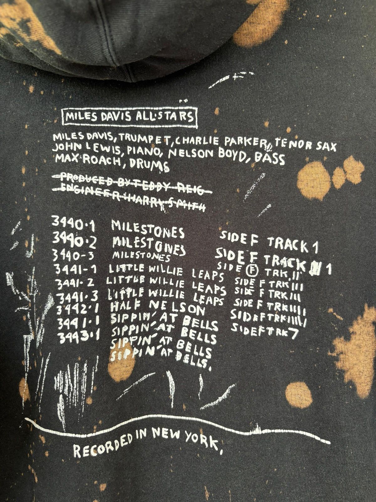 Jean-Michel Basquiat VTG Jean Michel Basquiat MilesDavisAllStar Hoodies Acid Wash Size US L / EU 52-54 / 3 - 9 Thumbnail