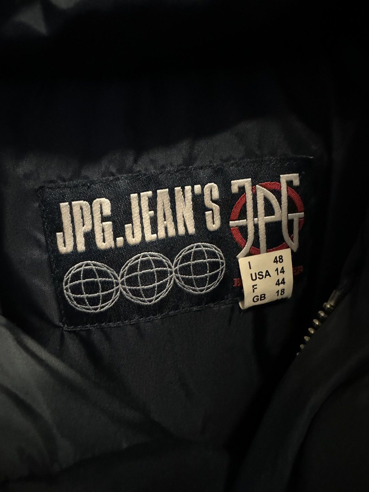 Jean Paul Gaultier AW2003 Jean Paul Gaultier bondage belted puffer jacket Size US M / EU 48-50 / 2 - 11 Thumbnail