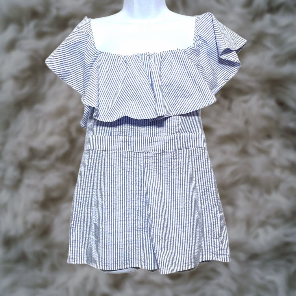 Vintage Blue Life Blue White Striped Ruffle Romper Womens L Beachy Vacation Summer Cruise Nautical Striped Romper Womens L Girls Mens Size 36" / US 14 / IT 50 - 1 Thumbnail