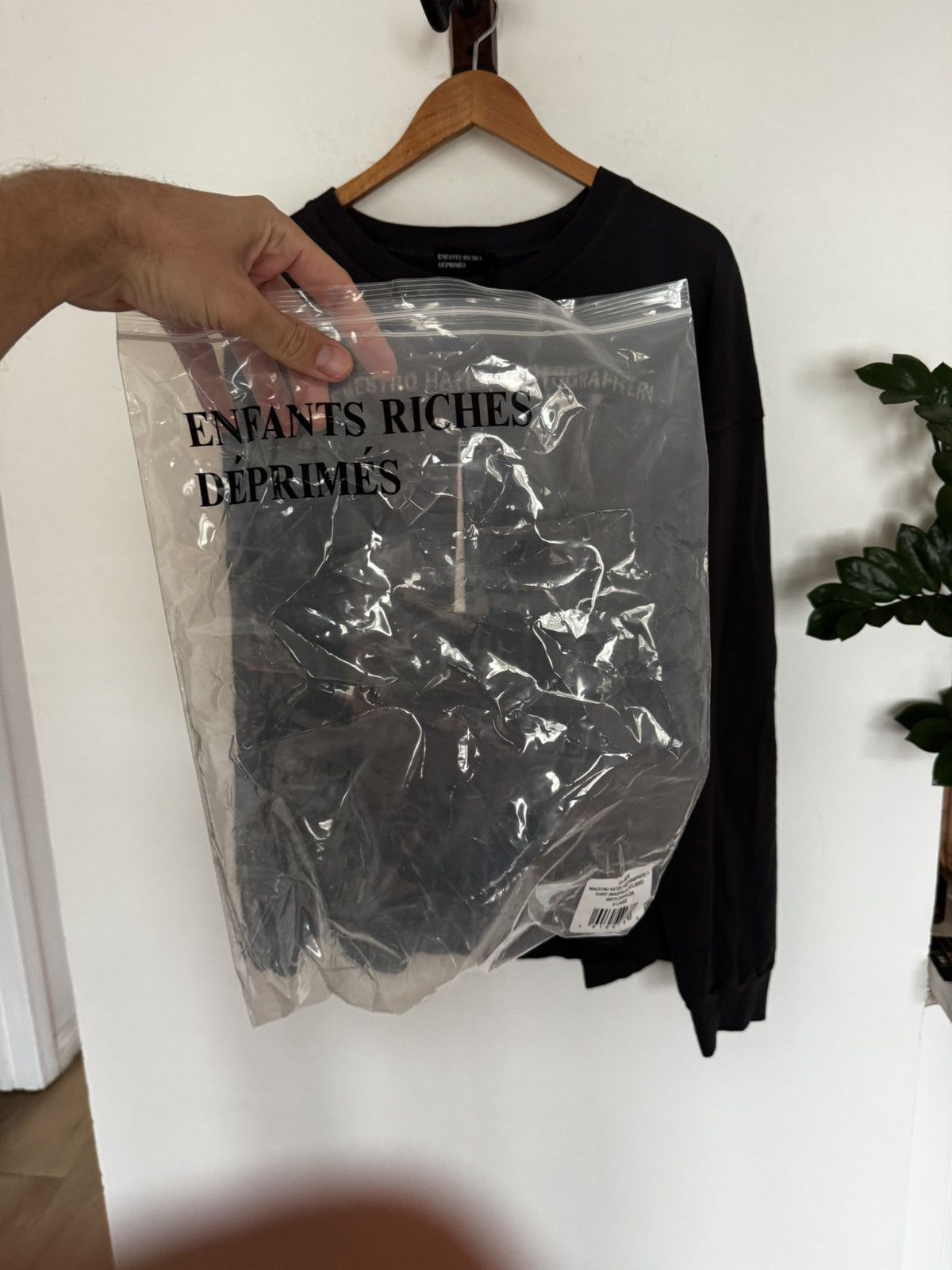 Enfants Riches Deprimes MAESTRO HATES PHOTOGRAPHERS T-SHIRT (MAXFIELD EXCLUSIVE) Size US XL / EU 56 / 4 - 9 Thumbnail