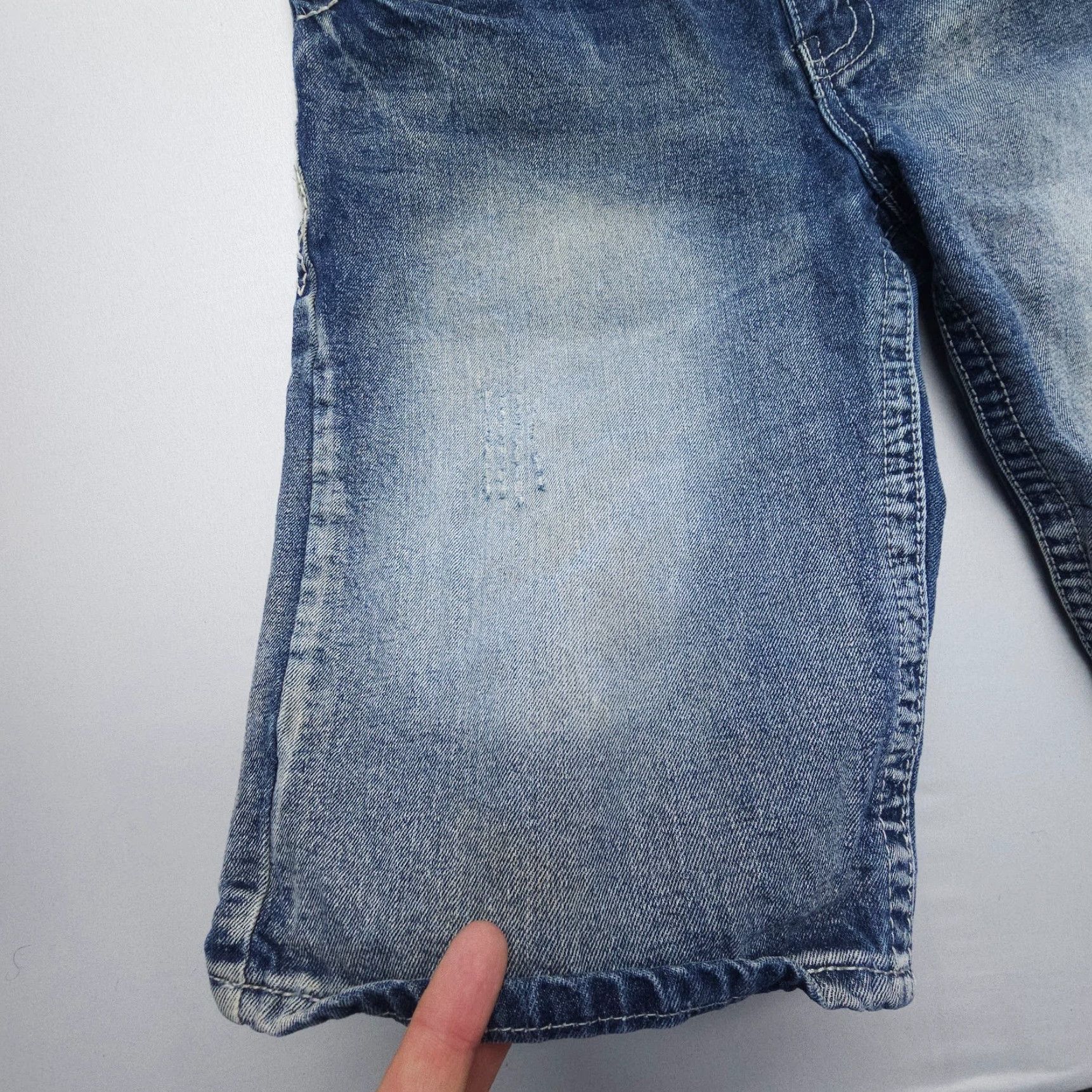 Vintage GS115 Brando Bermuda Shorts Mens 32 Dark Denim Blue 5-Pocket Regular Slim Biker Logo Vintage? No (but note vintage specified No). Size US 32 / EU 48 - 3 Thumbnail