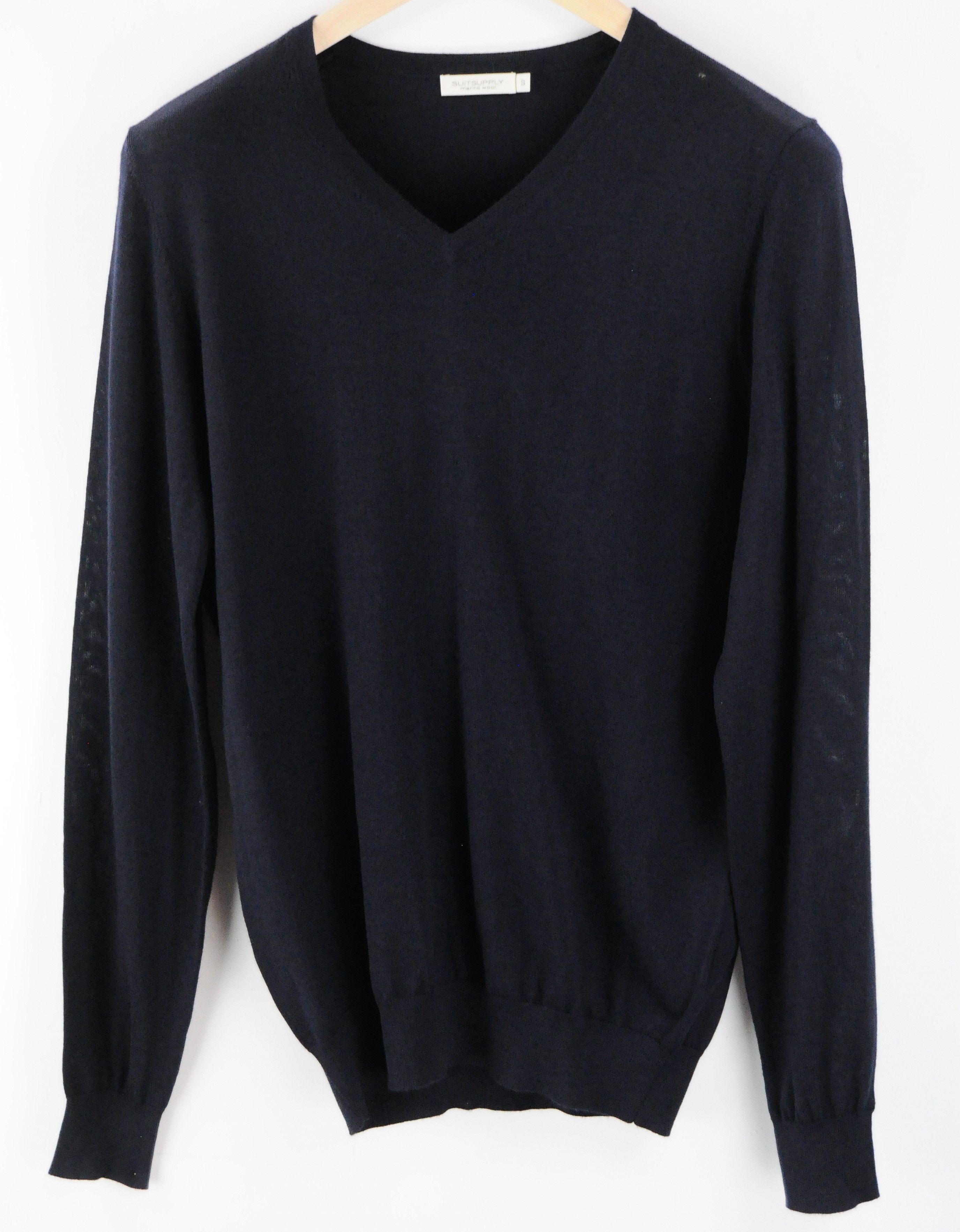 Suitsupply S Navy Merino Wool V-Neck Sweater 60285 Size US S / EU 44-46 / 1 - 1 Thumbnail