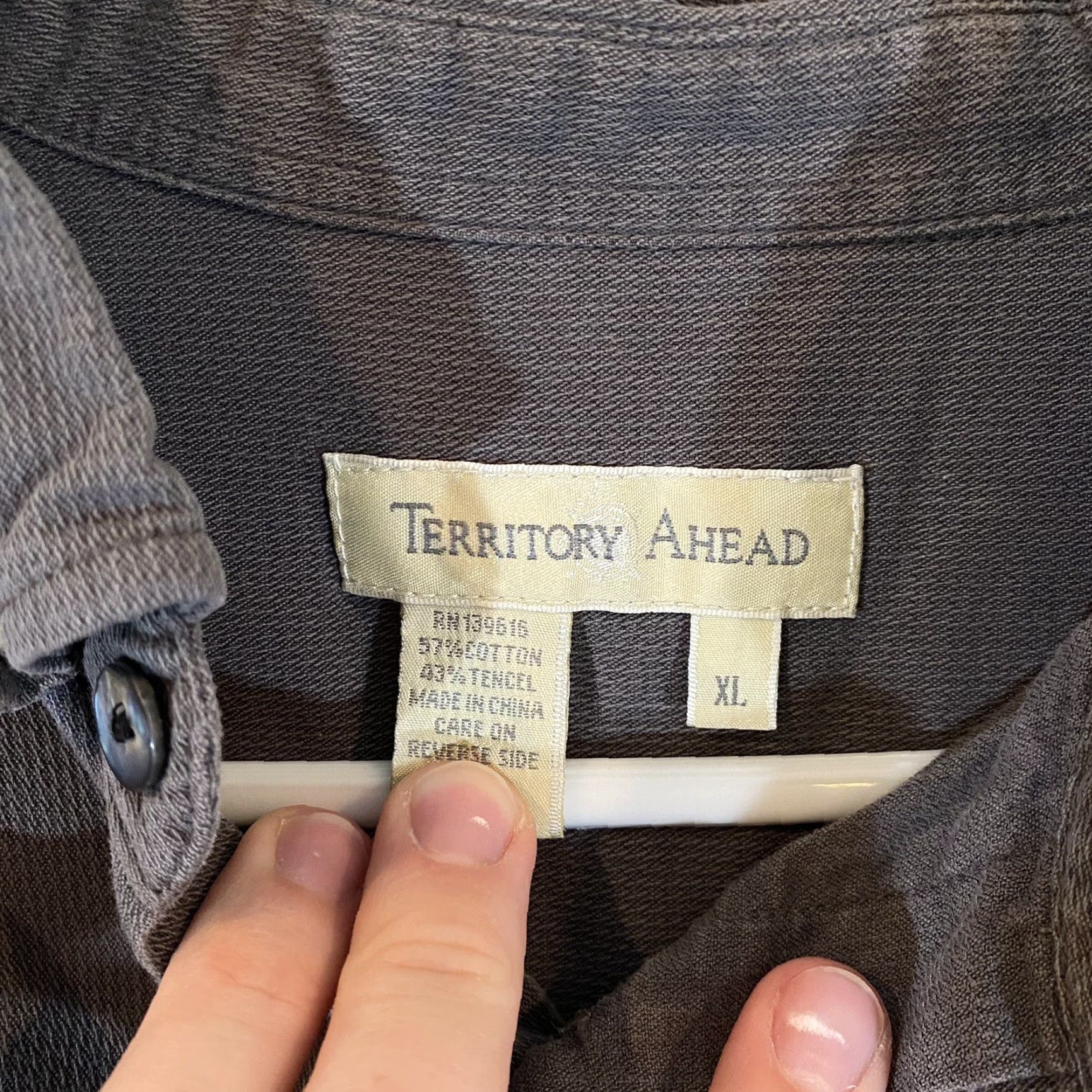 The Territory Ahead VINTAGE The Territory Ahead Shirt Mens XL Gray Long Sleeve Button Up Outdoors Size US XL / EU 56 / 4 - 3 Thumbnail