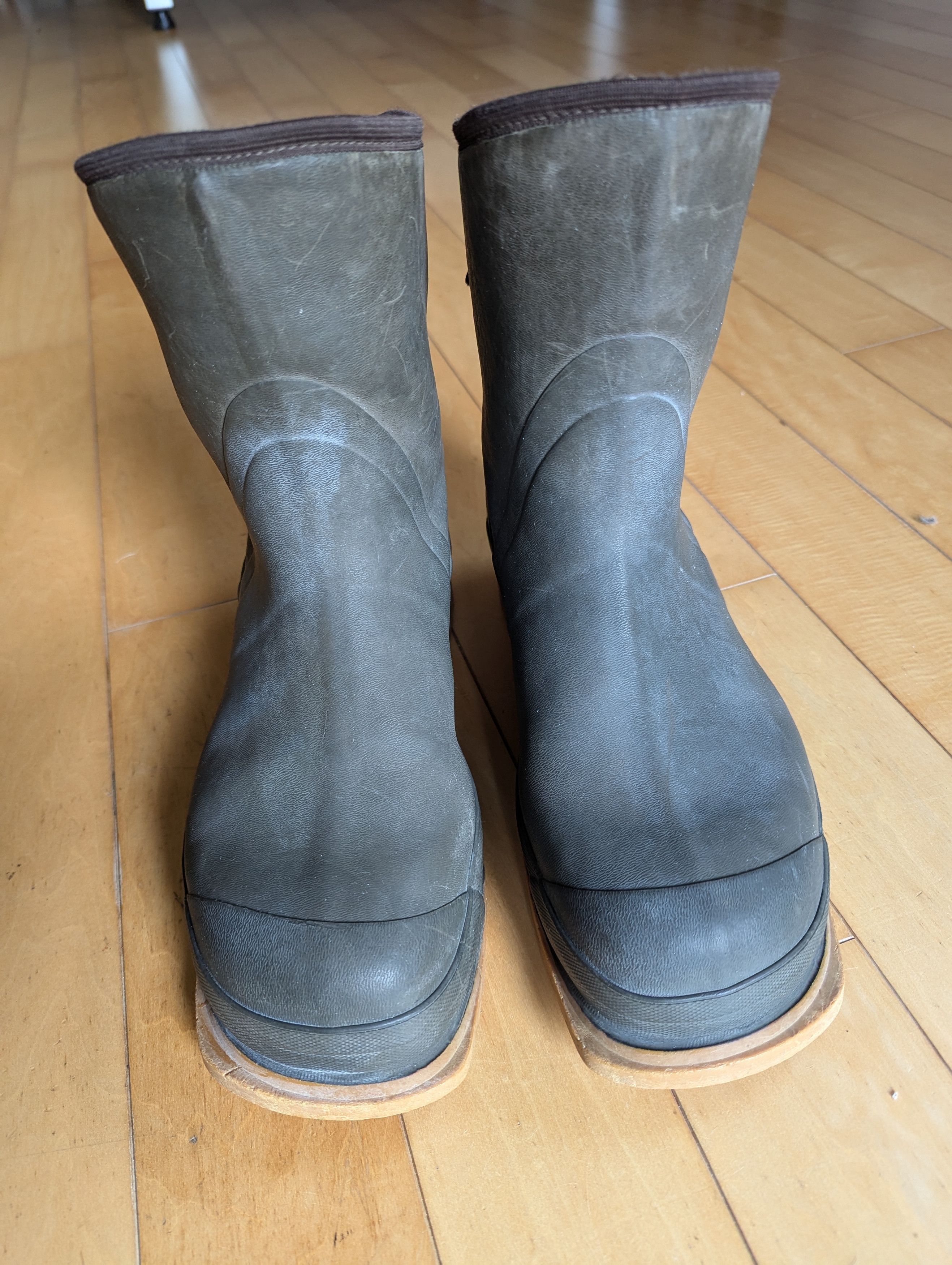 Tretorn Tretorn wool lined rain boots heavy duty rear laces Size US 10.5 / EU 43-44 - 4 Thumbnail