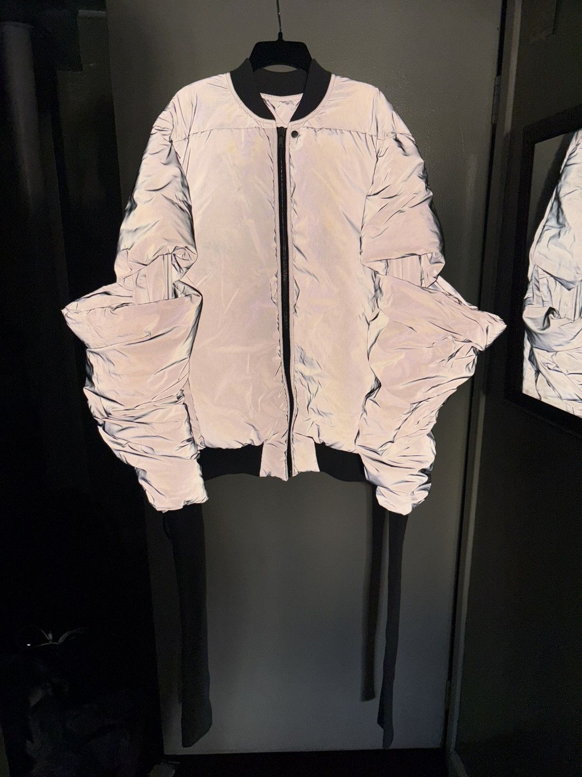 Rick Owens Rick Owens STROBE FW22 Gauntlet Jacket Size US M / EU 48-50 / 2 - 2 Thumbnail