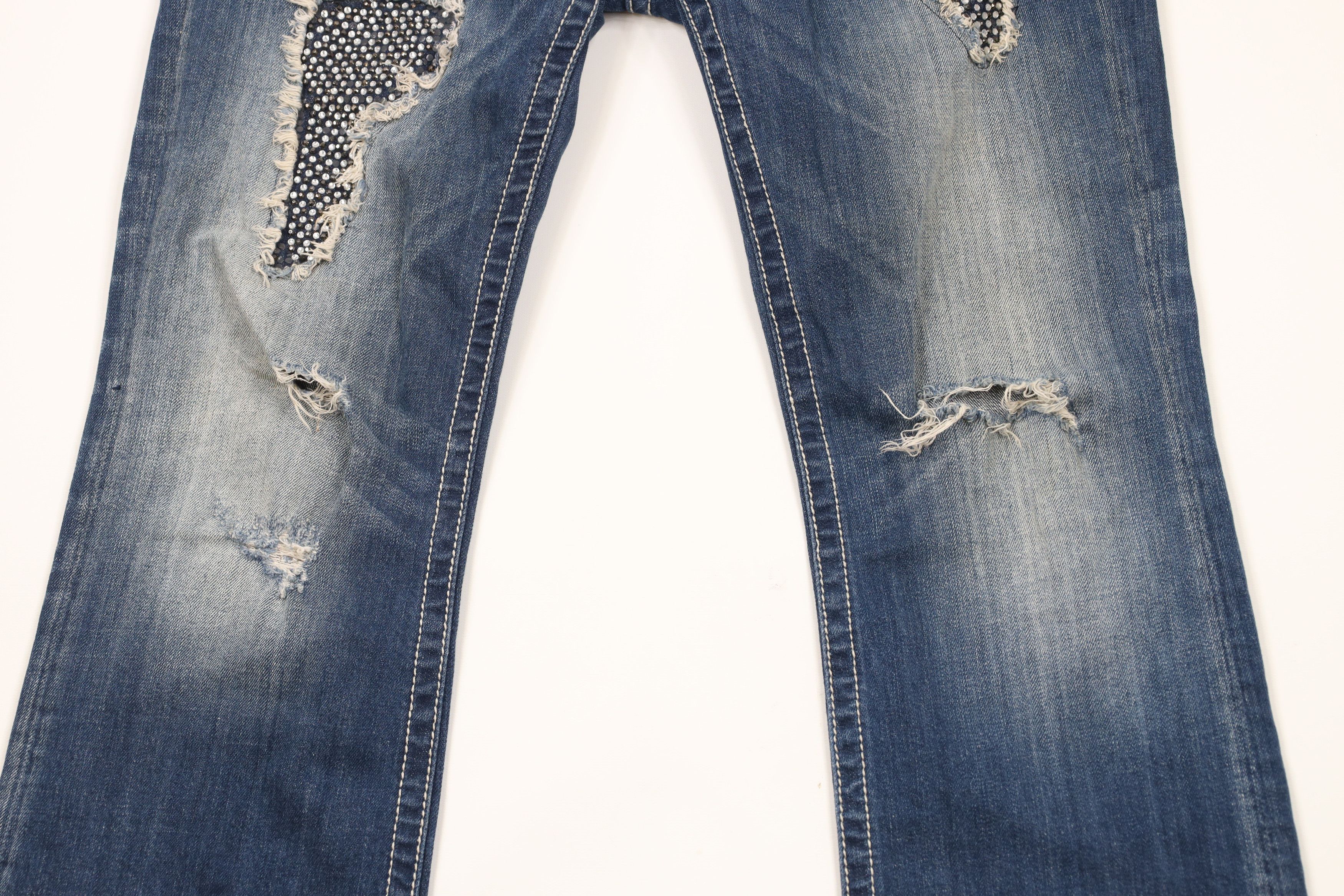 Miss Me × Vintage Miss Me Thick Stitch Jeweled Sequin Easy Boot Leg Jeans Size 30" / US 8 / IT 44 - 3 Thumbnail
