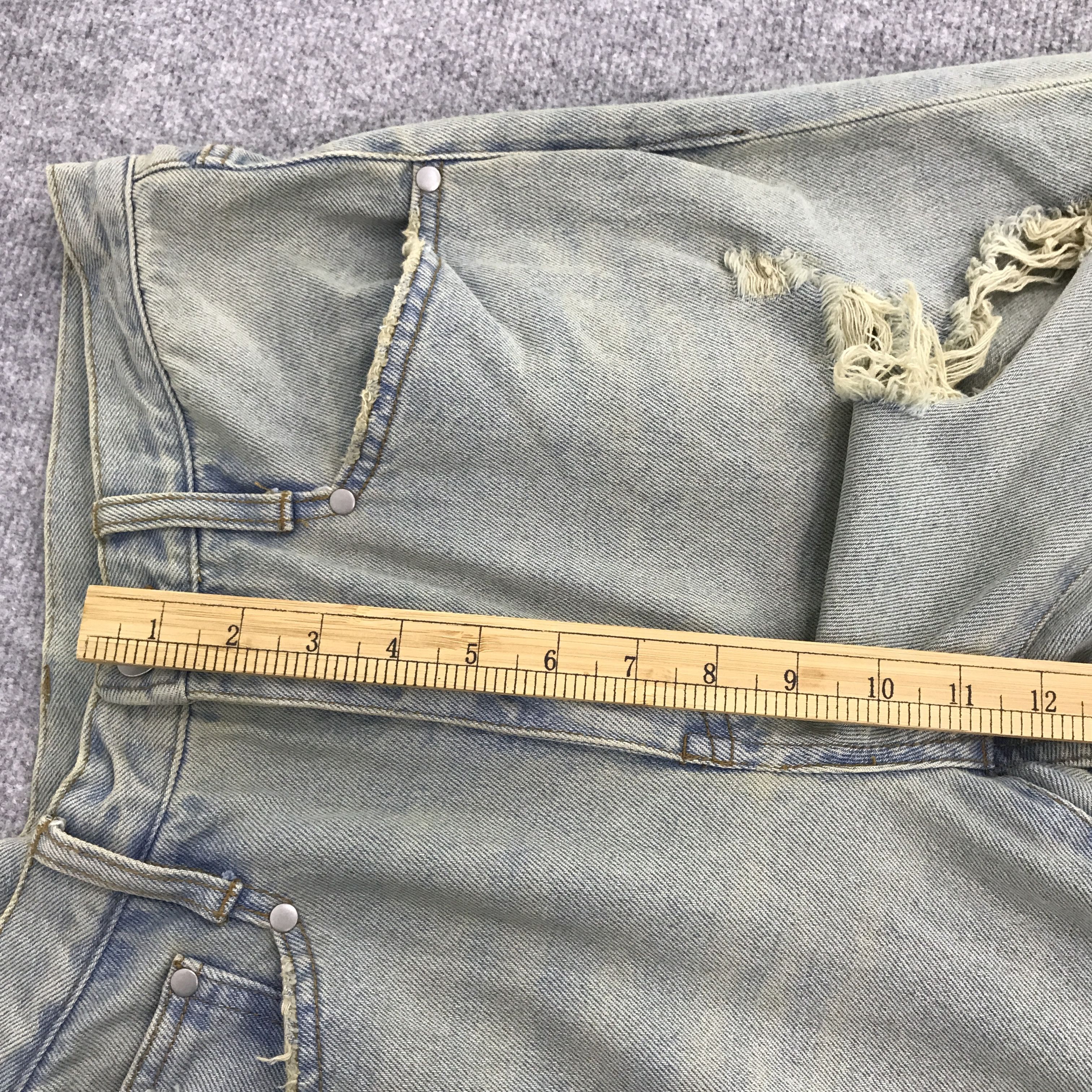 Japanese Brand Rare japanese brand distressed denim pants Size US 28 / EU 44 - 9 Thumbnail