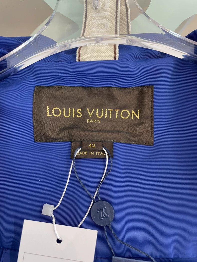 Louis Vuitton Louis Vuitton Short trench coat 2503-Nextarrow Size US XS / EU 42 / 0 - 3 Thumbnail