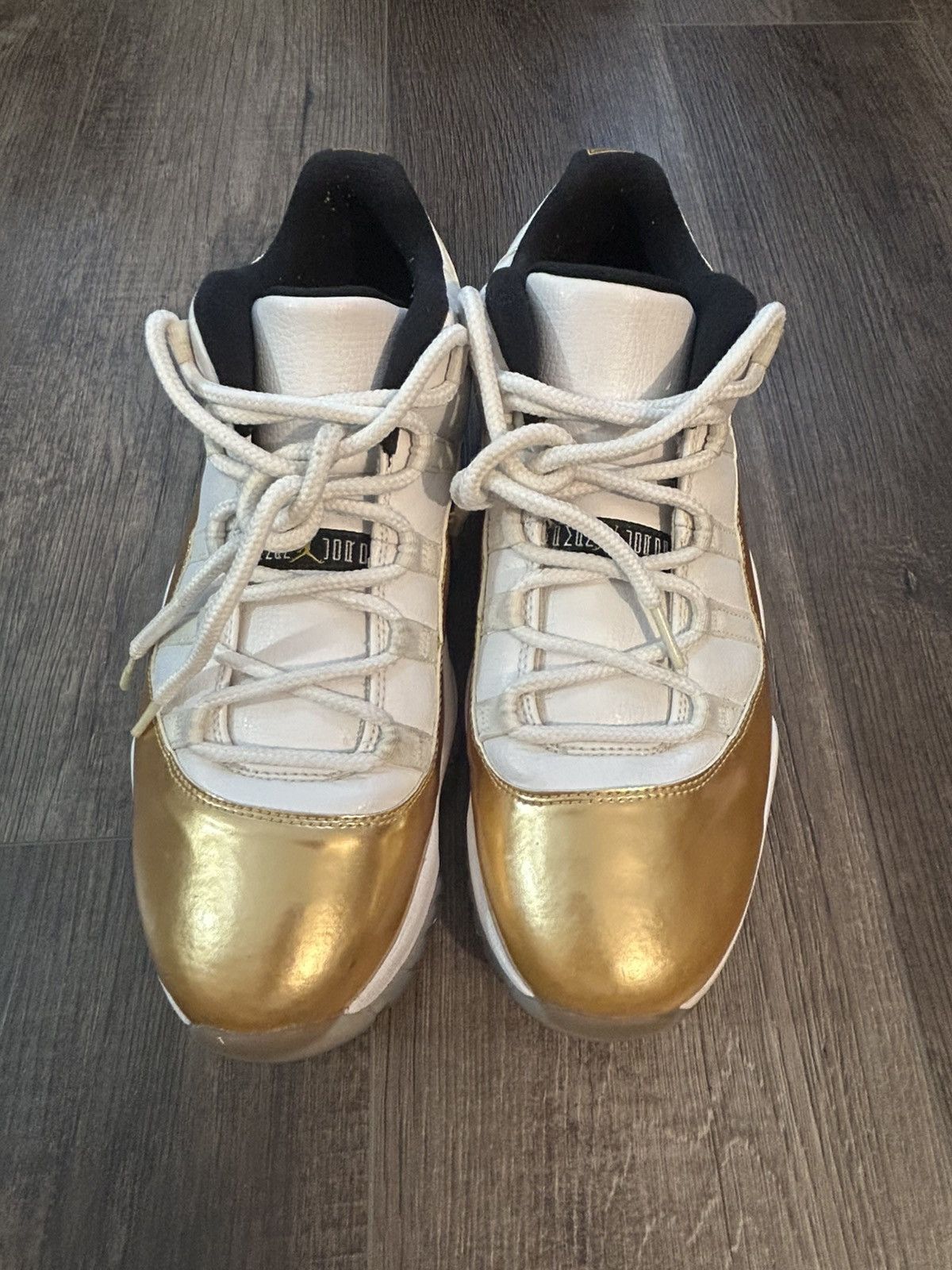 Jordan Brand Air Jordan 11 Retro Low 'Closing Ceremony' Size US 11 / EU 44 - 5 Thumbnail