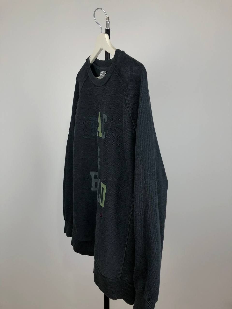 Nike Nike Sweatshirt Crewneck Vintage Center Logo size XL Size US XL / EU 56 / 4 - 6 Thumbnail