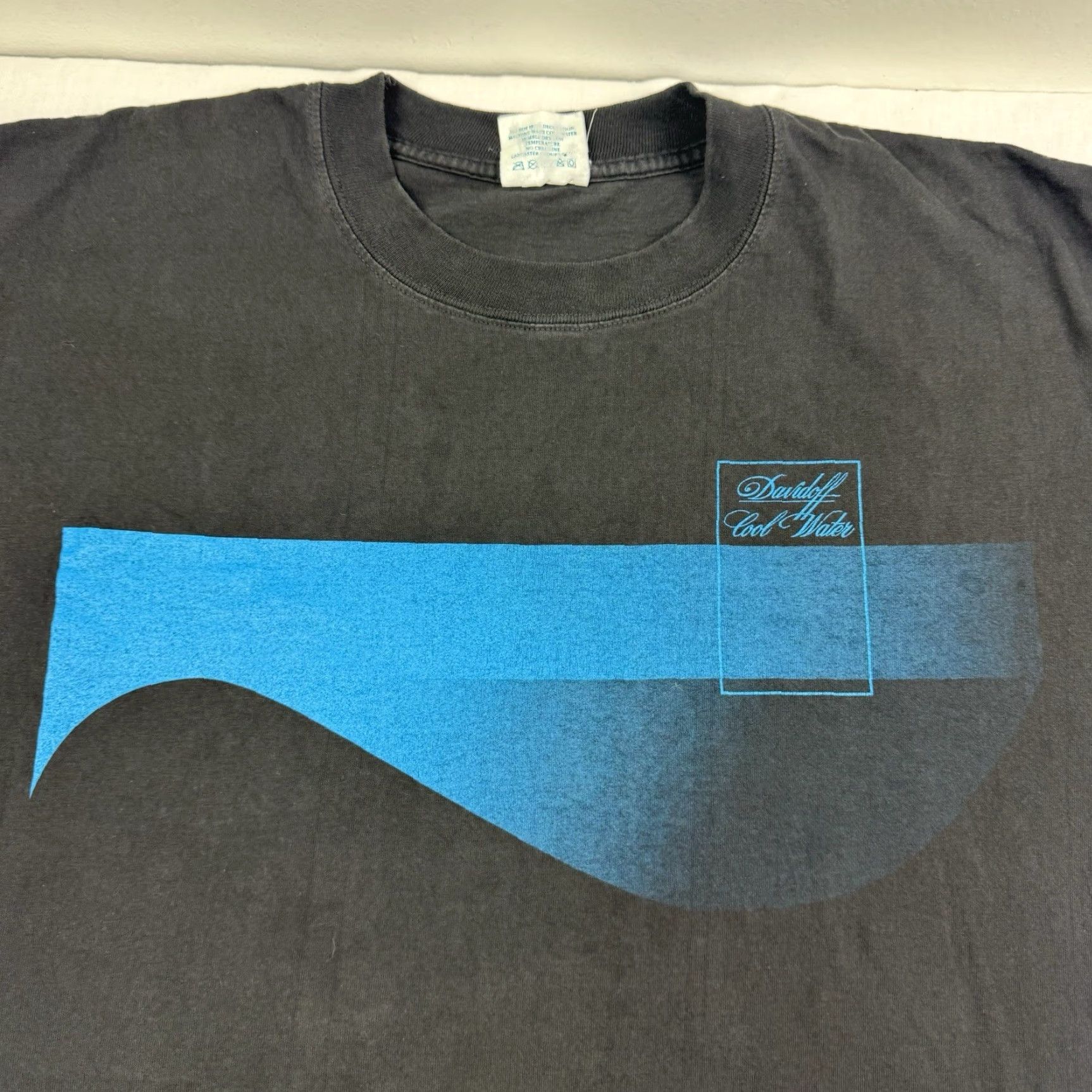 Vintage VINTAGE Davidoff Cool Water T-Shirt Men XL Black Graphic 80s 90s Classic Size US XL / EU 56 / 4 - 3 Thumbnail