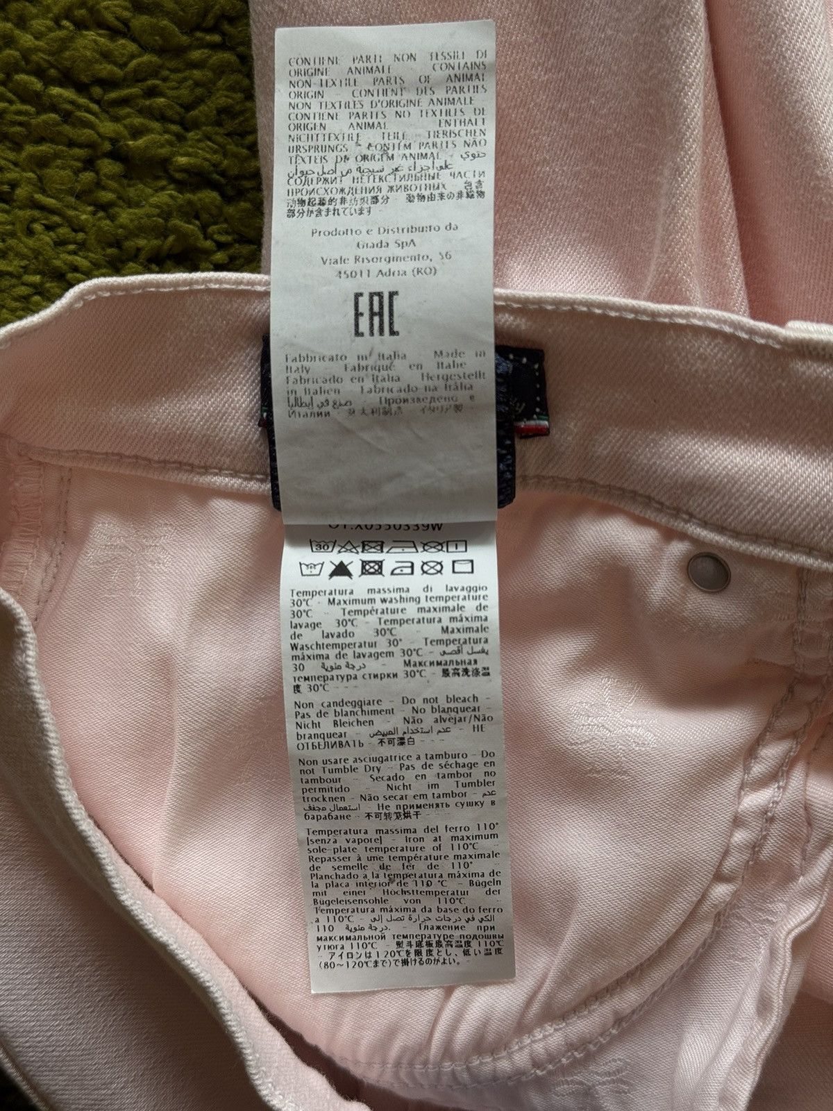 Jacob Cohen Jacob Cohen avant garde fur patch pink pants Size 27" / US 4 / IT 40 - 8 Thumbnail