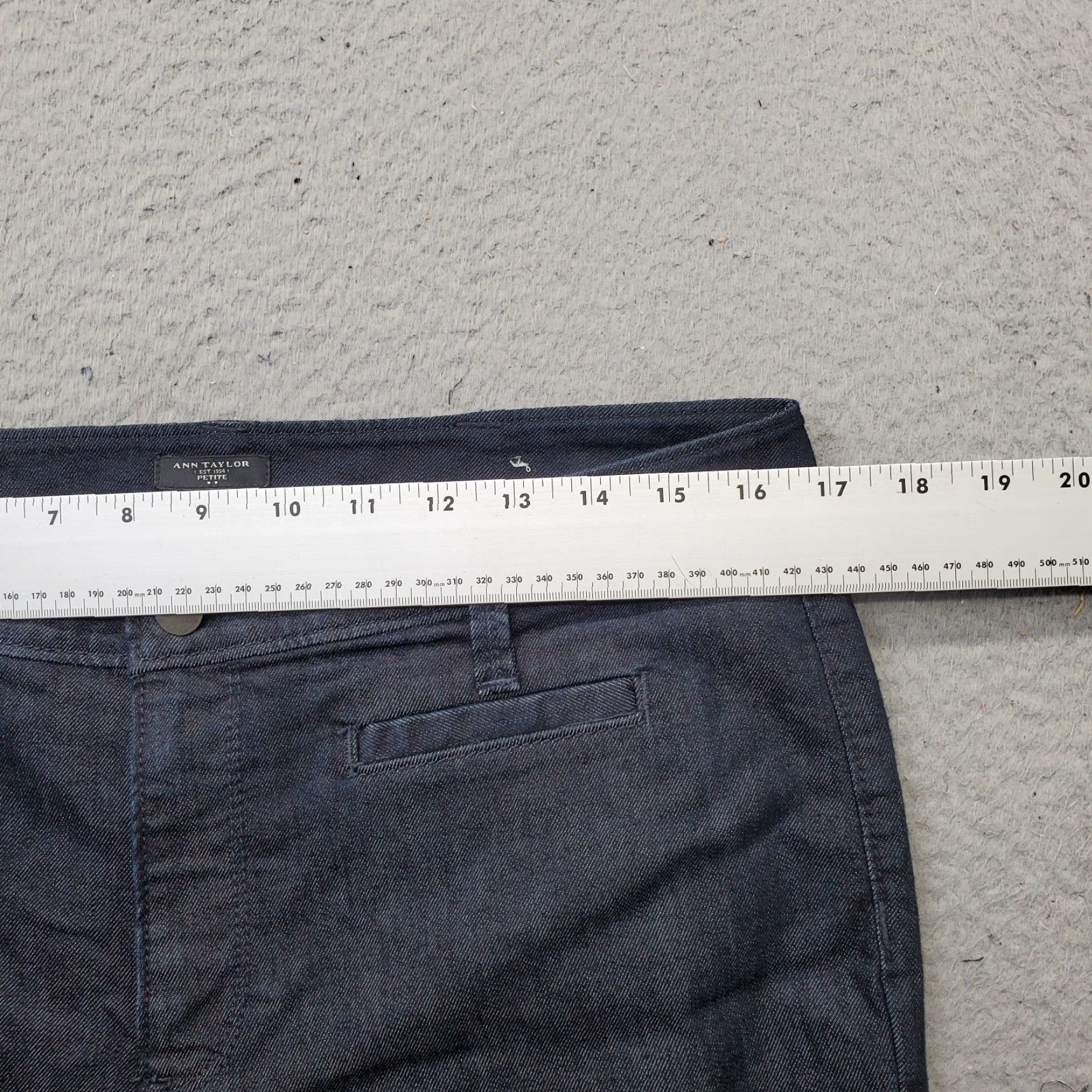 Ann Taylor Ann Taylor Womens Jeans Flare Navy 10P Petite Curvy Denim Dark Wash Flat Front Jeans Size 32" / US 10 / IT 46 - 6 Thumbnail