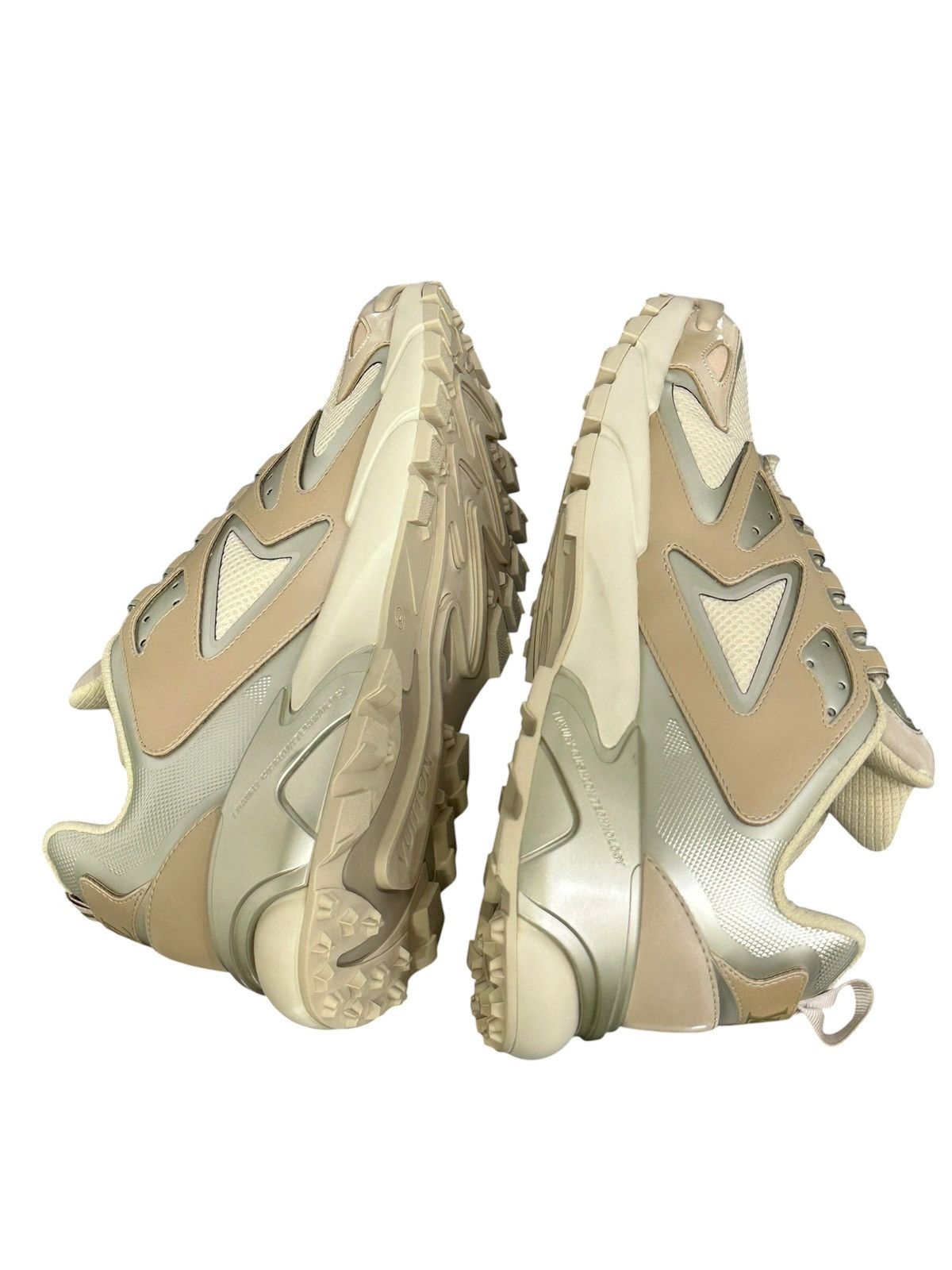 Louis Vuitton LOUIS VUITTON Runner Tatic Sneakers Size 10M (8.5LV) Size US 10 / EU 43 - 6 Thumbnail