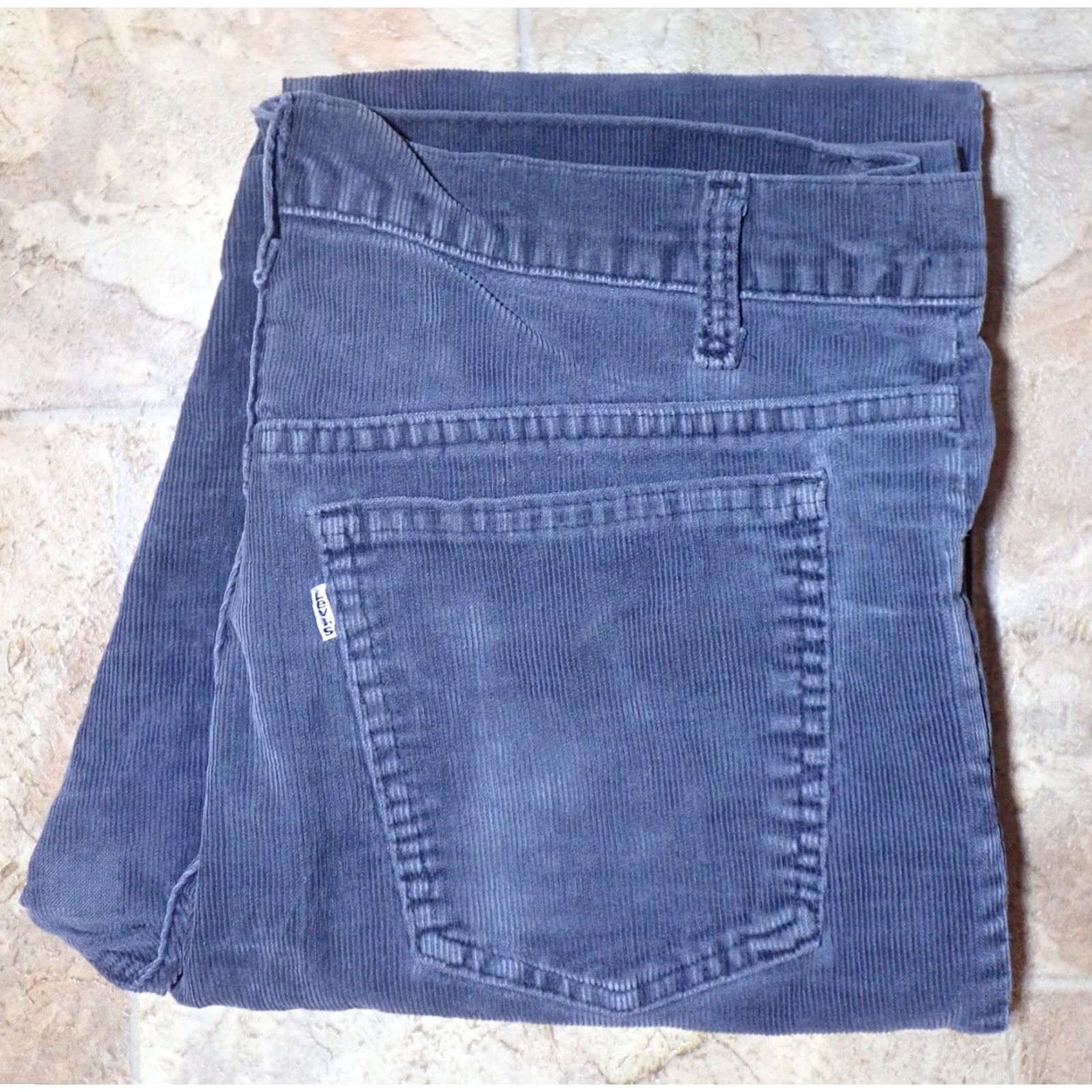 Levi's VINTAGE Levi's 519 Black Corduroy Pants Men 35x34 USA Made Levi's 519-1558 Size US 36 / EU 52 - 3 Thumbnail