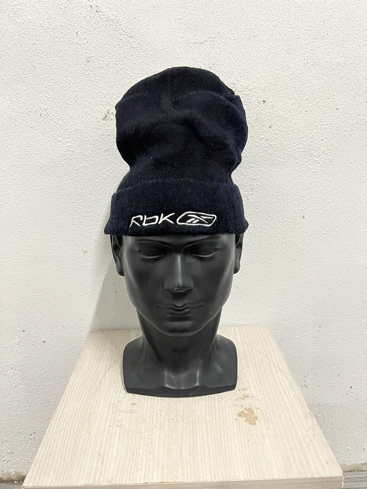 Reebok Vintage Reebok Beanie Hat Size ONE SIZE - 2 Thumbnail