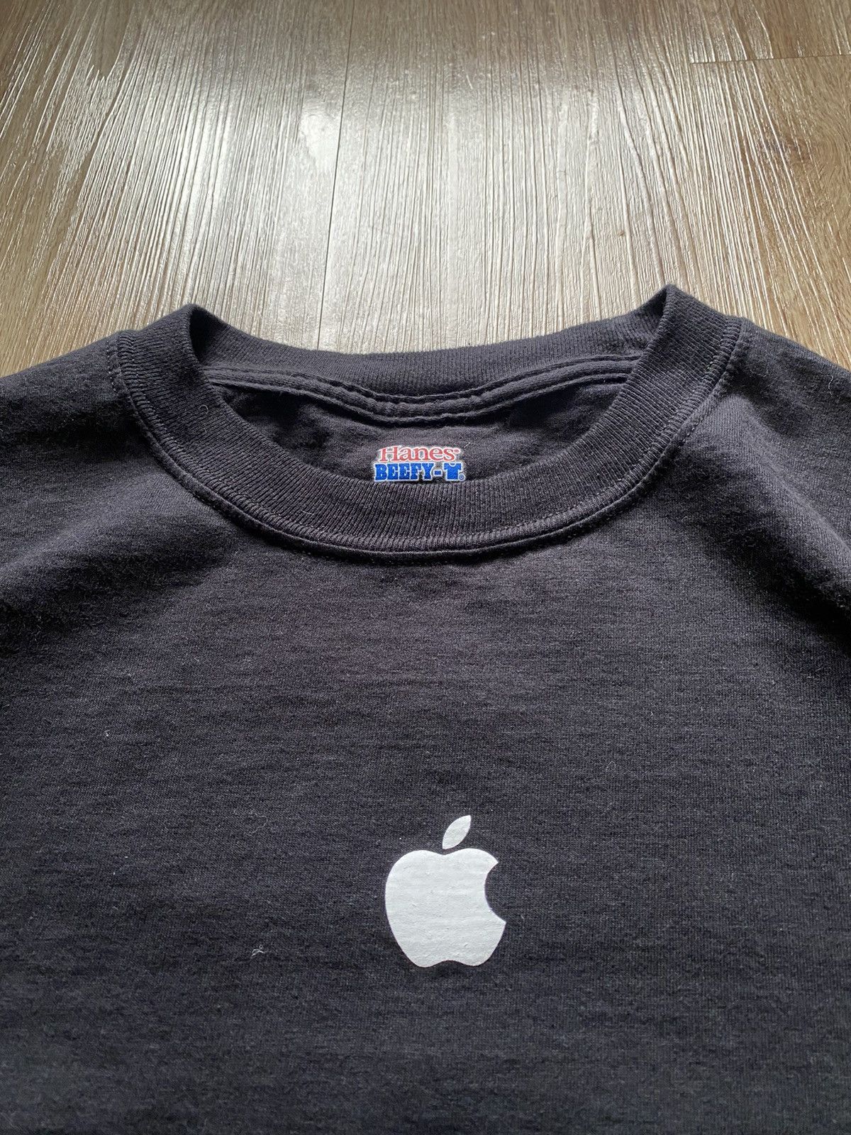 Apple × Vintage VINTAGE Y2K APPLE CENTER LOGO TEE Size US L / EU 52-54 / 3 - 4 Thumbnail