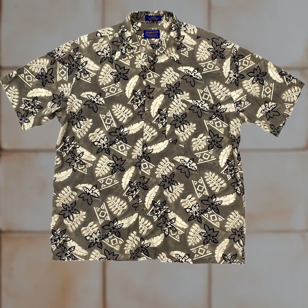Pendleton Pendleton Mens Large Hawaiian Floral Turtle Grey Short Sleeve Button-Up Shirt Size US 33 - 1 Thumbnail