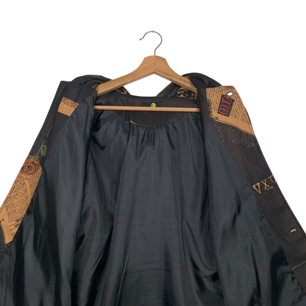 Japanese Brand Graphics Printed Hoodie Jacket Japanese Fashion #2462-C110 Size US M / EU 48-50 / 2 - 12 Thumbnail