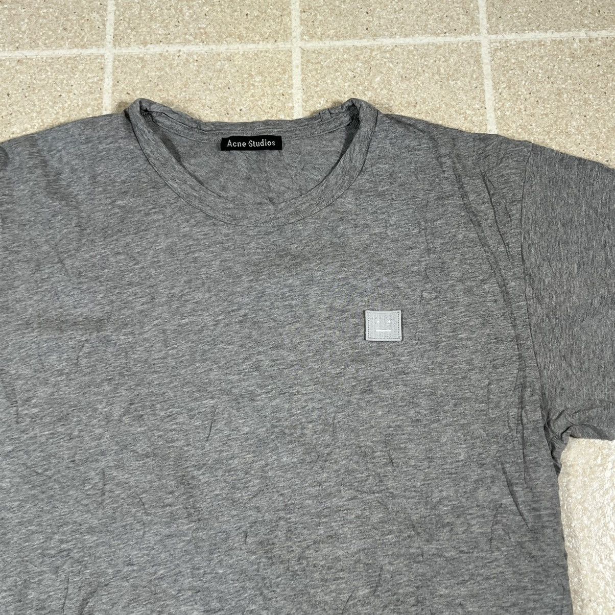 Acne Studios Acne Studios Shirt Med Nash Face Logo Patch Gray Tee Size US M / EU 48-50 / 2 - 2 Thumbnail