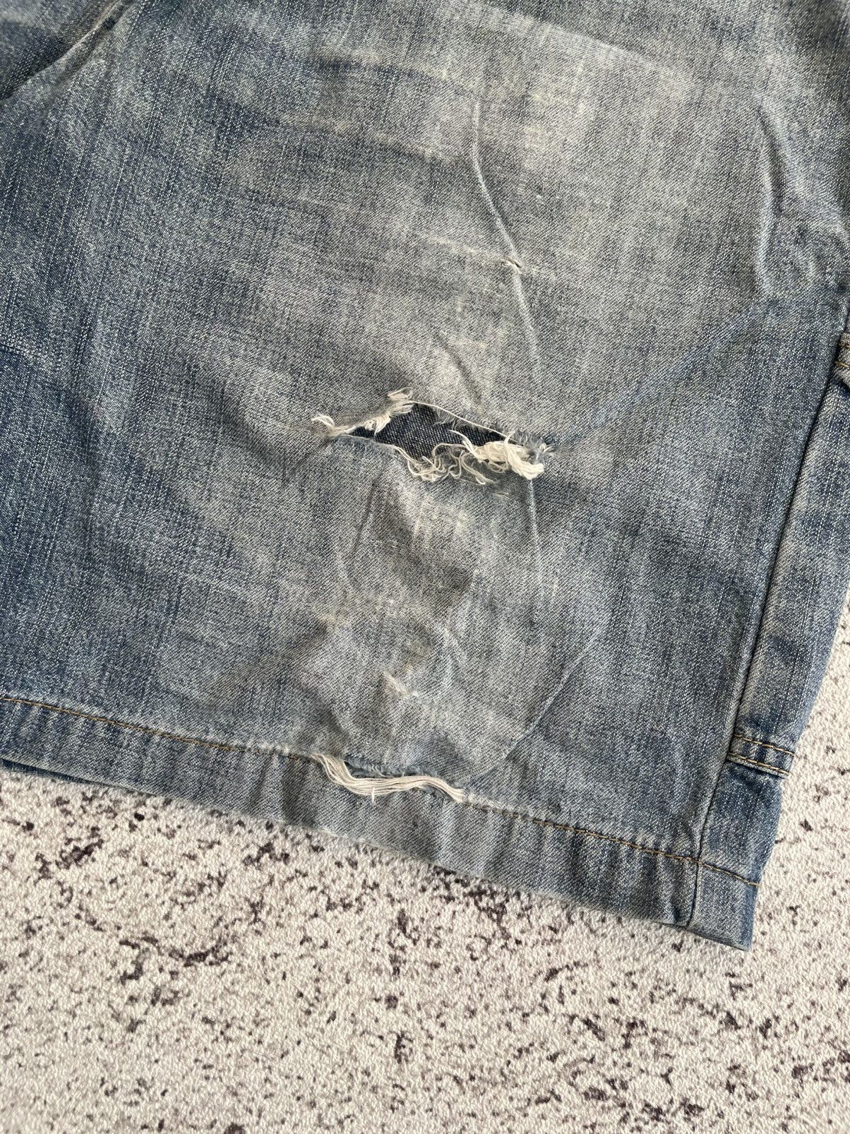 Levi's Vintage Distressed Y2K Levi’s Carpenter Baggy Skater Jorts Size US 40 / EU 56 - 4 Thumbnail