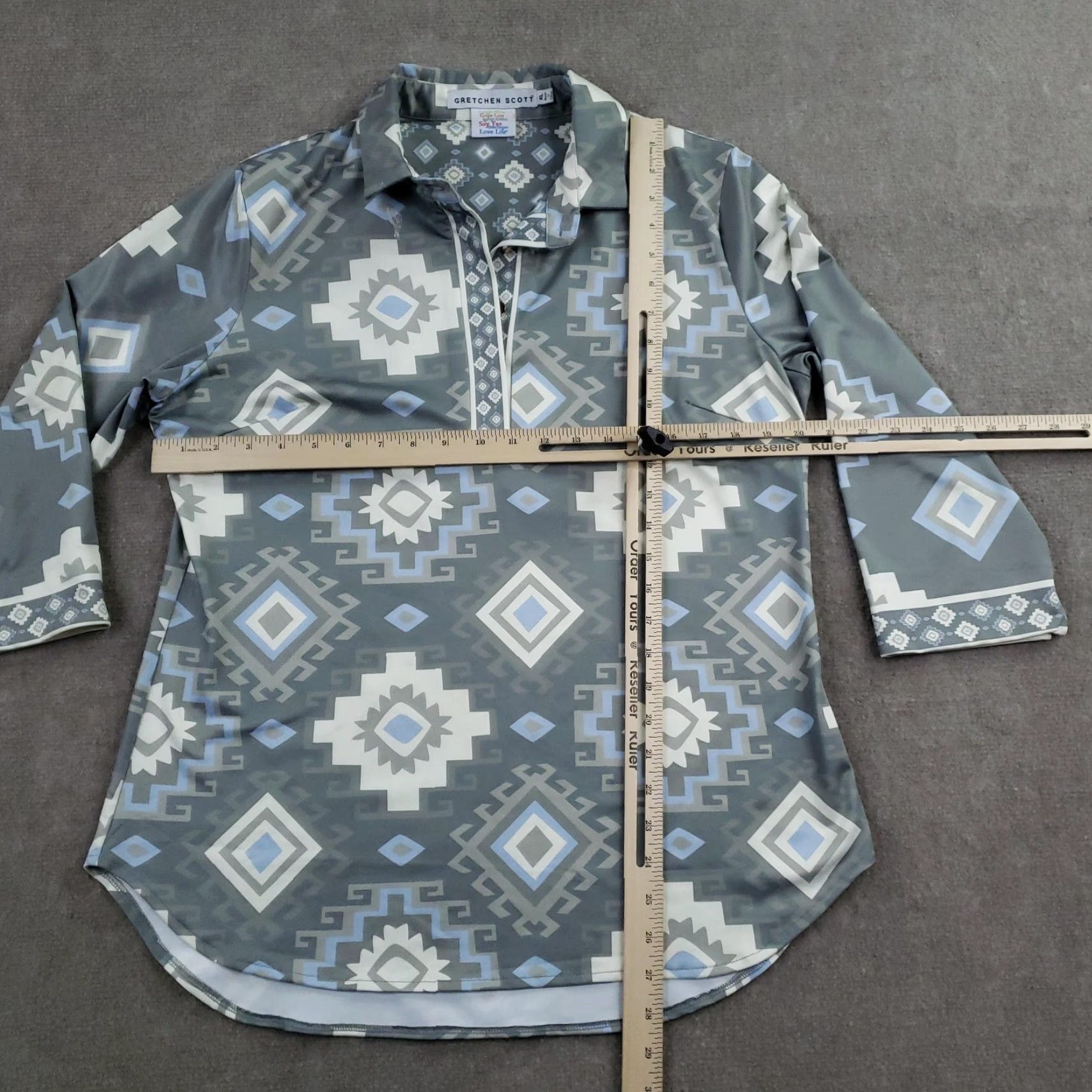 Vintage Gretchen Scott Shirt Women XL Gray Blue Aztec Print Tunic 3/4 Sleeve Top Stretch Blouse Geometric Button Accent Casual Modern Size XL / US 12-14 / IT 48-50 - 2 Thumbnail
