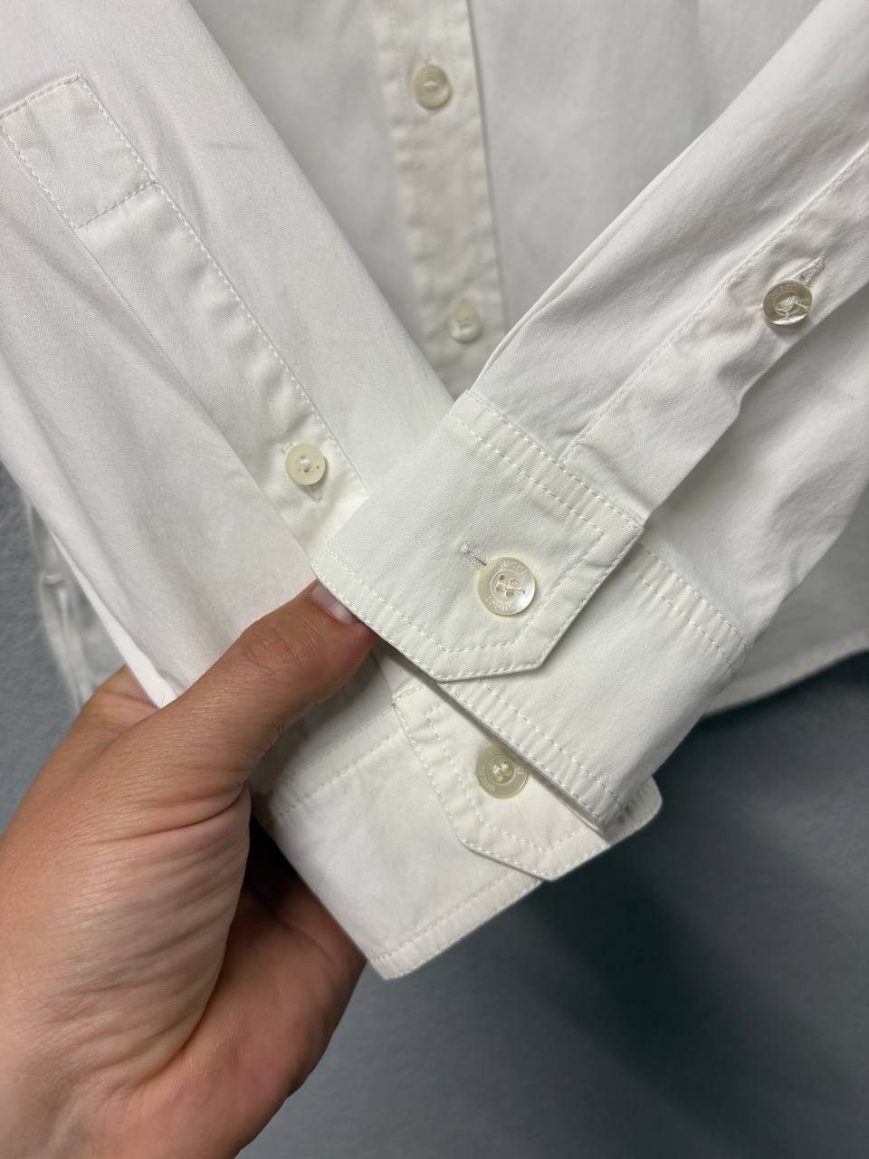 Gucci Gucci womens blouse / shirts 2010s size 40 / S made in Italy Size S / US 4 / IT 40 - 10 Thumbnail