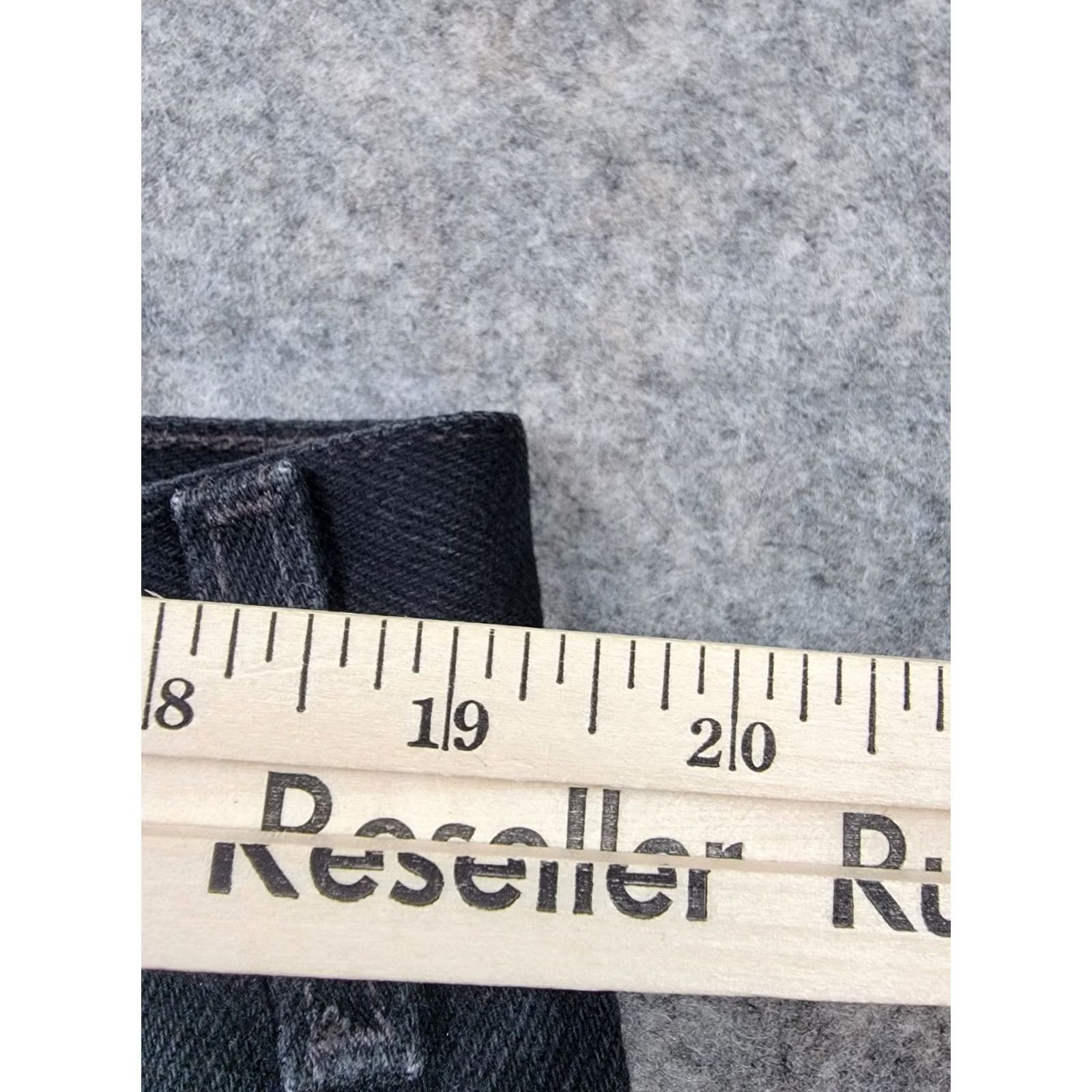 Levi's Vintage Levi's 505 Shorts Mens 40 Black Regular Bermuda 9'' Inseam 5-Pocket Design USA 90s Retro Denim Cotton Shorts Mens Black Size US 40 / EU 56 - 4 Thumbnail