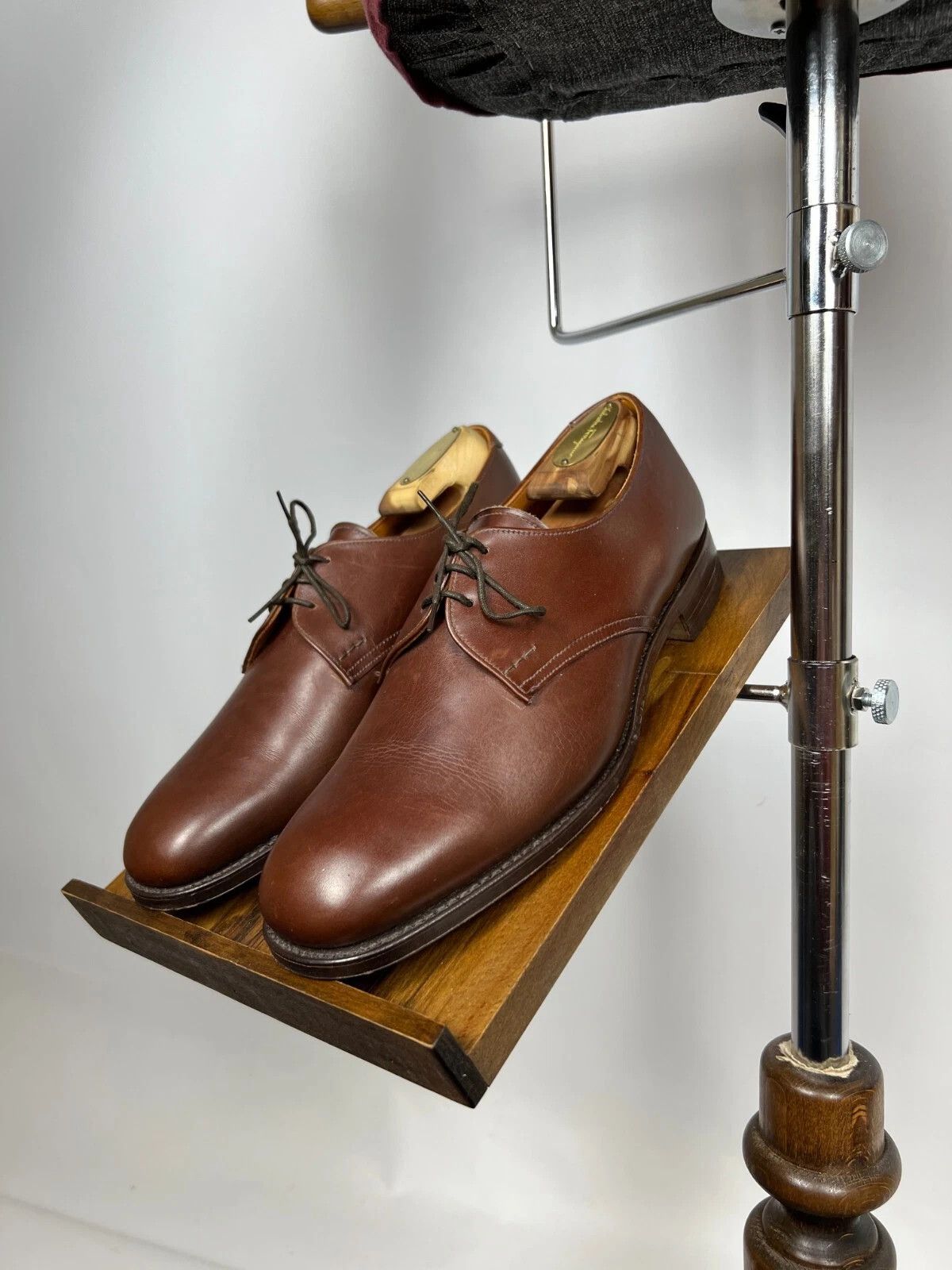 Loake Loake 1880 Arundel Formal Tan Brown Casual Derby Shoes 9 EEE Size US 10.5 / EU 43-44 - 1 Thumbnail