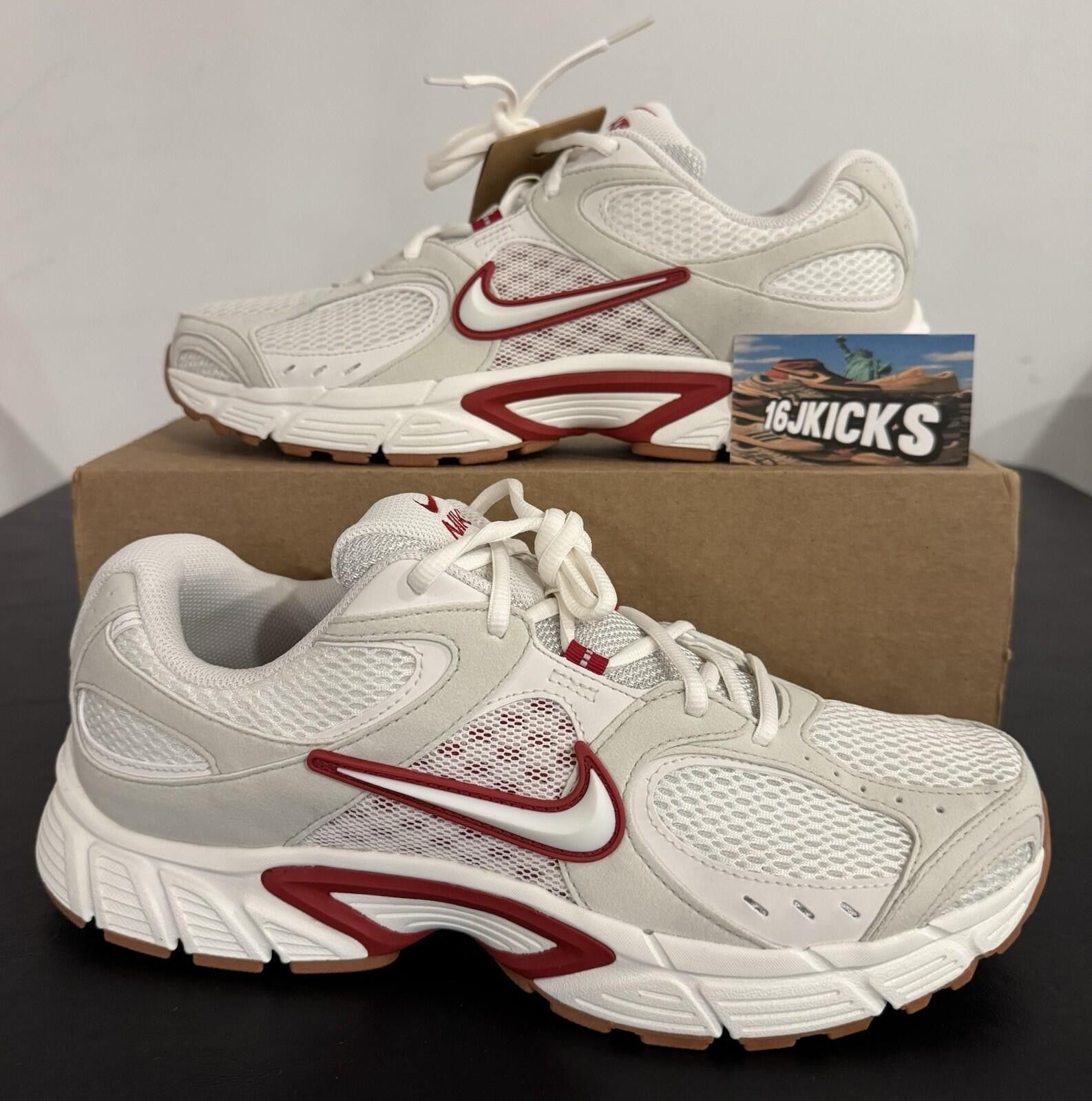 Nike Men's Nike V5 RNR Sail/Sail-Light Bone-Gym Red Men's 11 Size US 11 / EU 44 - 1 Thumbnail