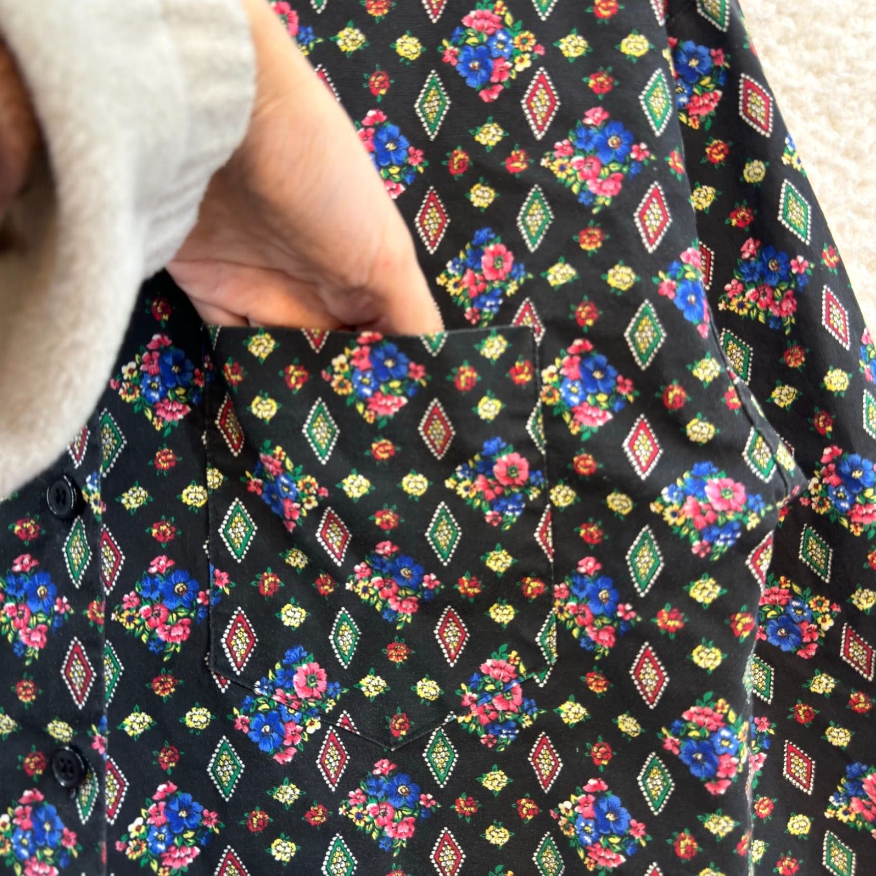 Etro VINTAGE 90s LUCIA Button Shirt Western Floral Geometric Black M Medium Womens Size M / US 6-8 / IT 42-44 - 4 Thumbnail