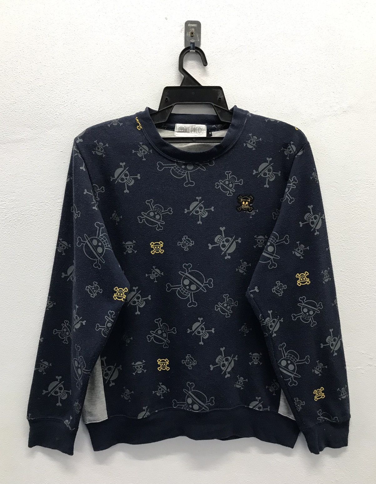 Anime × One Piece Vintage One Piece Mugiwara Pirates Logo Sweatshirt Size US M / EU 48-50 / 2 - 1 Thumbnail