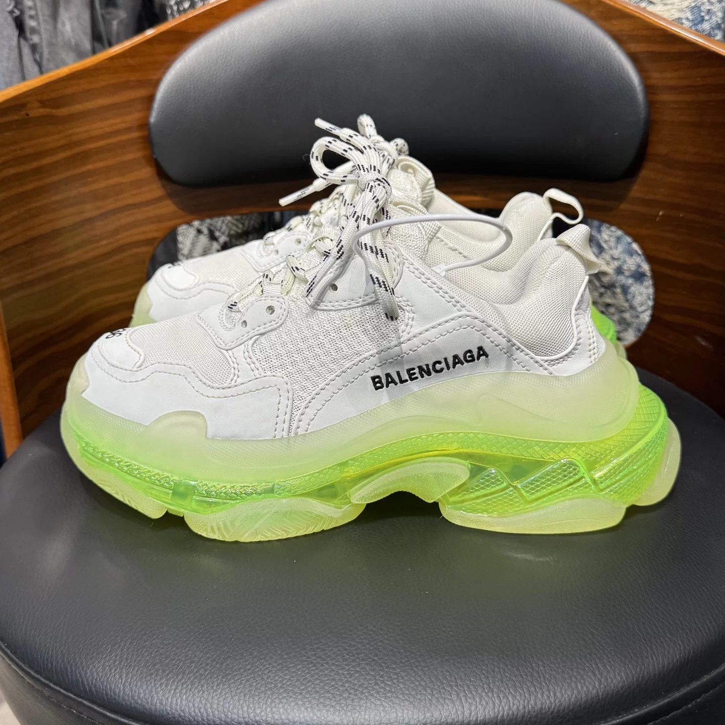 Balenciaga Balenciaga Triples White Green 36 Mint Size US 5 / IT 35 - 6 Thumbnail