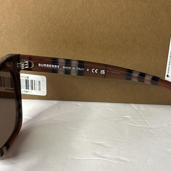 Burberry Burberry New Authentic Limited Availability Check Square S Size ONE SIZE - 2 Thumbnail