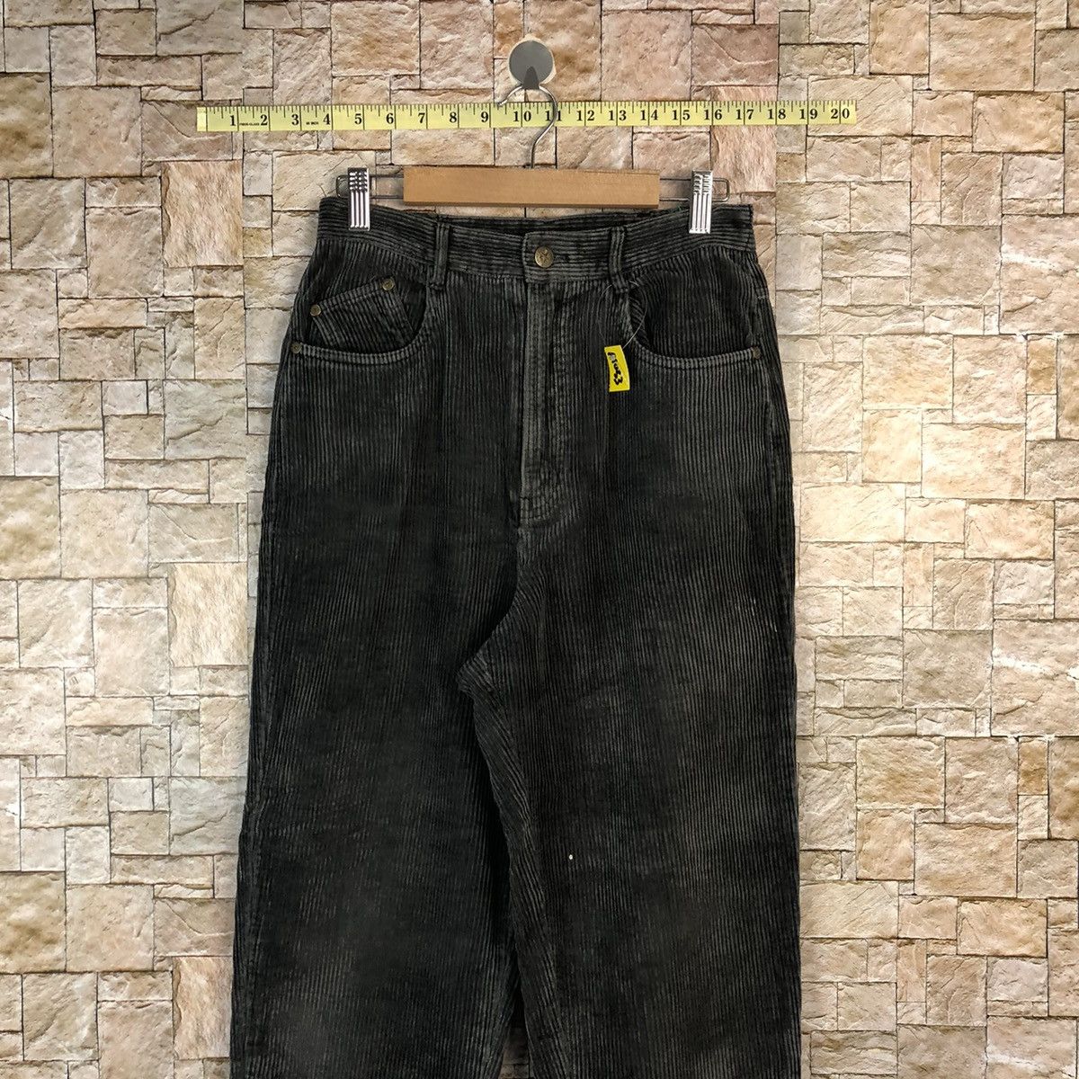 Japanese Brand Japanese Brand Black Conduroy Pants #A1033 Size 26" / US 2 / IT 38 - 2 Thumbnail