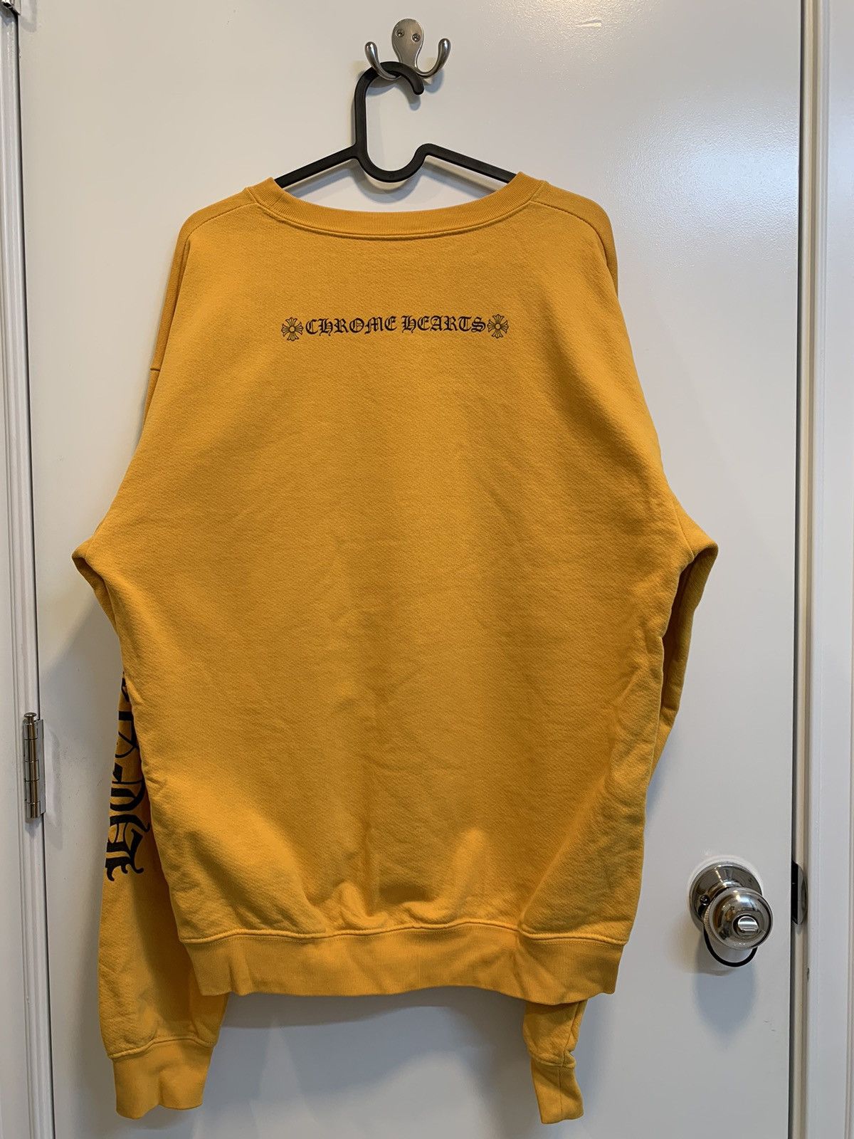 Chrome Hearts Chrome Hearts Yellow Crew Neck Size US M / EU 48-50 / 2 - 2 Thumbnail