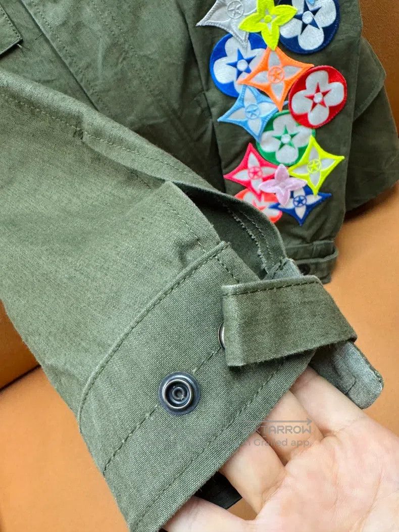 READYMADE Ready Made first generation peak item lv embroidered arm p Size US XS / EU 42 / 0 - 9 Thumbnail