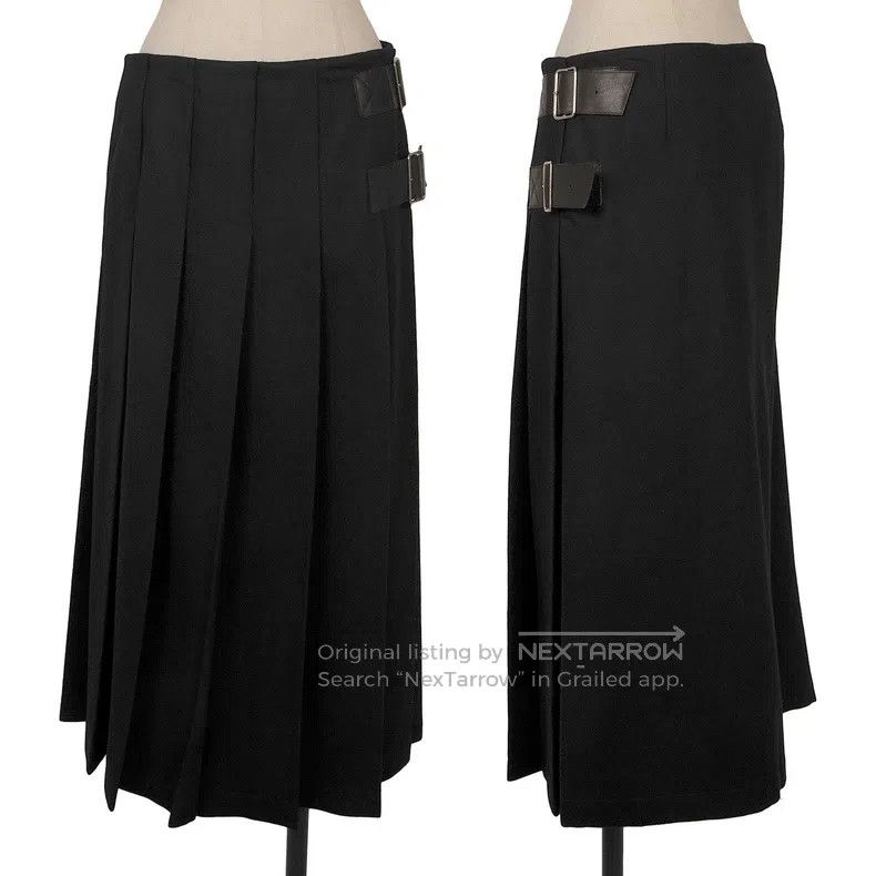 Comme des Garcons Comme Des Garcons size M overskirt Size 22" - 1 Thumbnail
