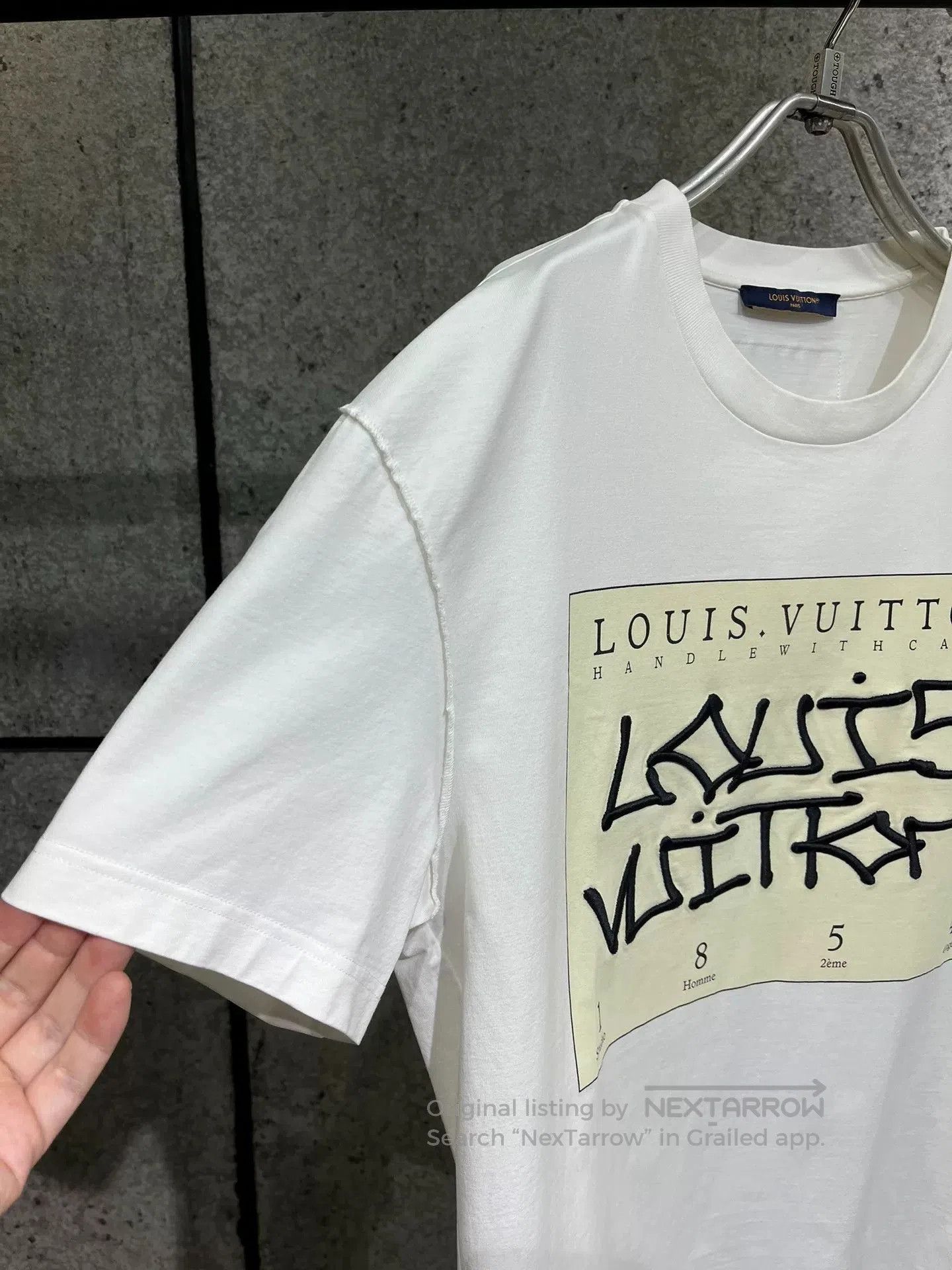 Louis Vuitton Louis Vuitton White Letter Short-Sleeve Tee L. Size US L / EU 52-54 / 3 - 3 Thumbnail