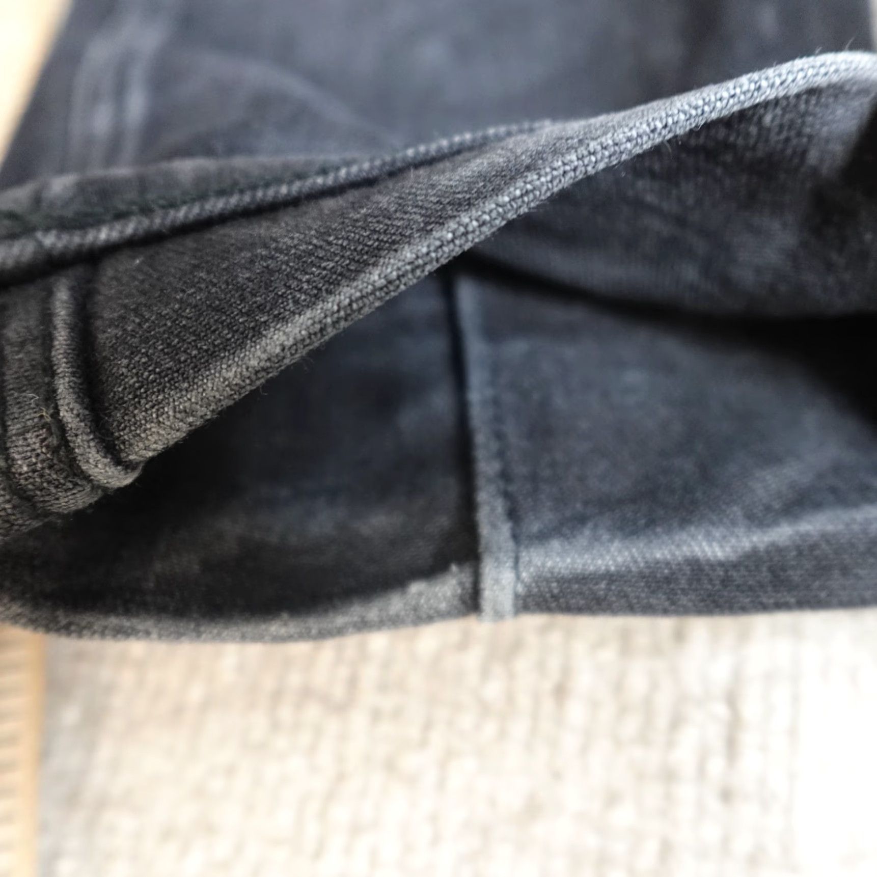Vintage NEUW Jeans 29 x 31 Black Iggy Skinny Selvedge Denim Red Line Mens Regular 5-Pocket Button Fly Clothing Size US 29 - 7 Thumbnail